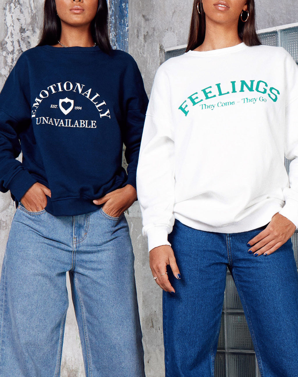 Felpa Glo di colore bianco "Feelings They Come They Go".