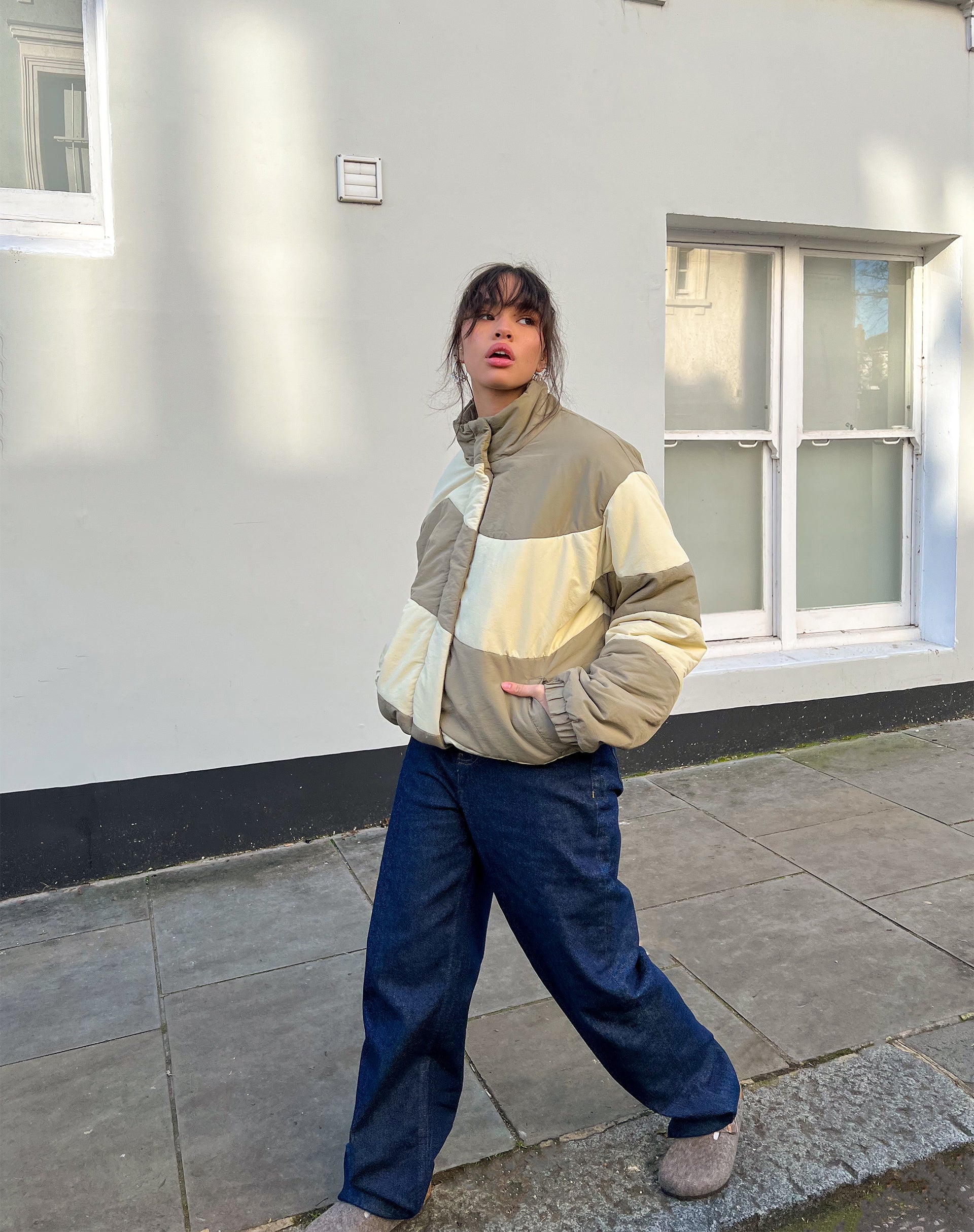 Immagine di Renee Puffa Jacket in Panelled Cream e Taupe
