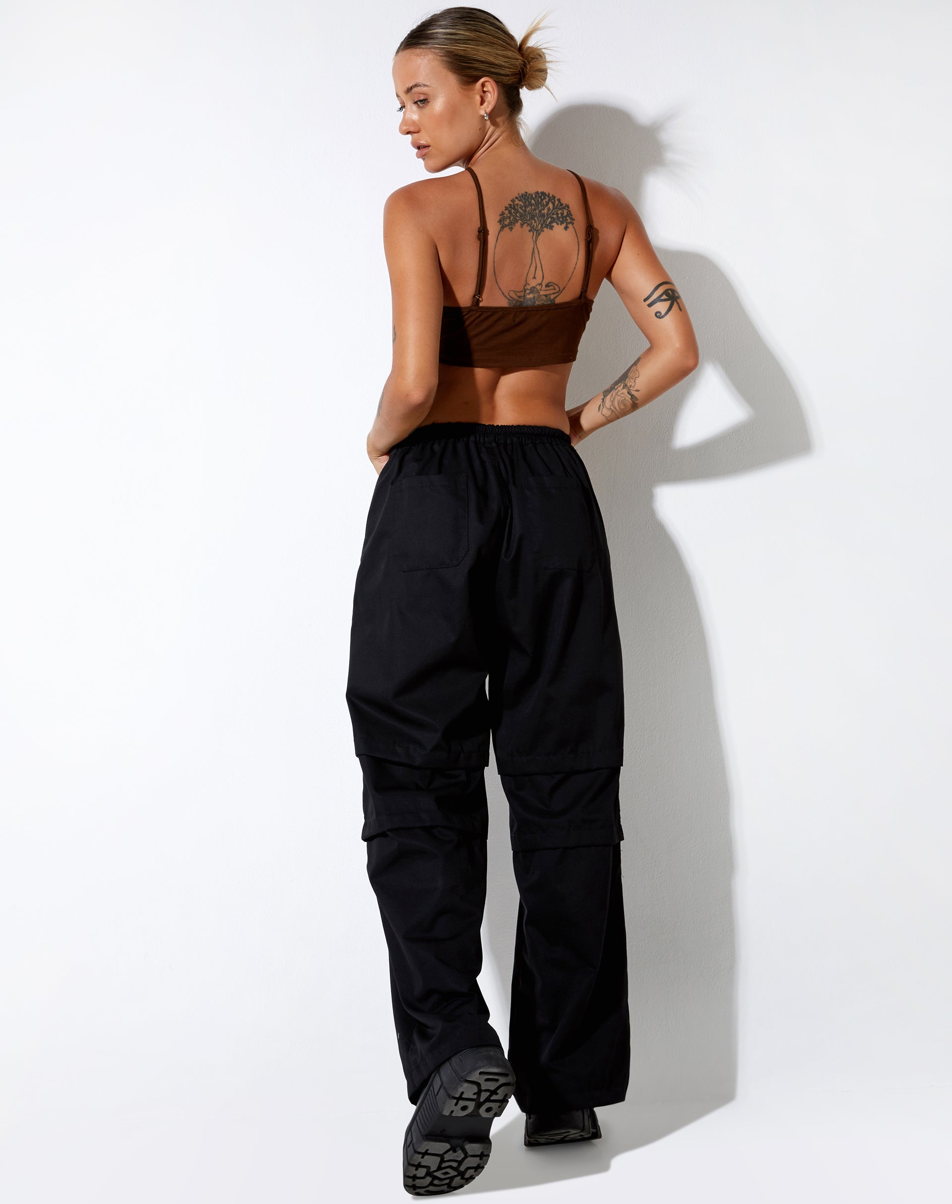 IMMAGINE DEL Crop Top Intan in Cacao