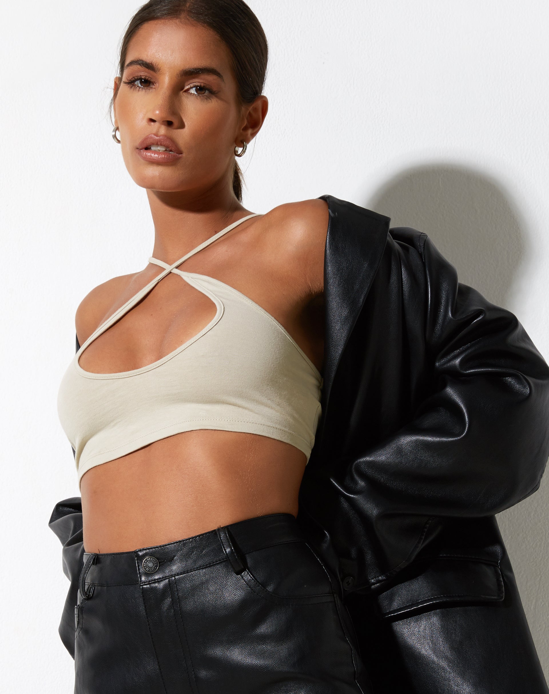 immagine di Intan Crop Top in Latte di cocco