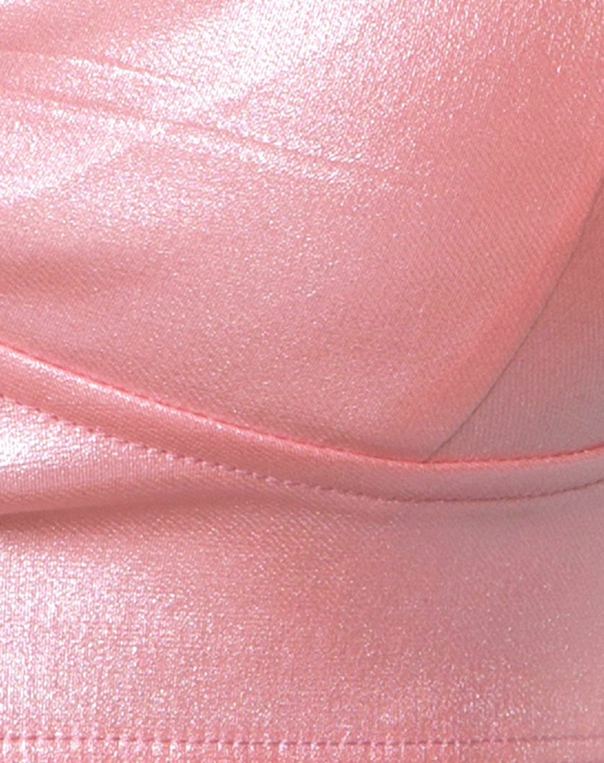 Immagine di Jessie Bralet in rosa baby shimmer metallizzato