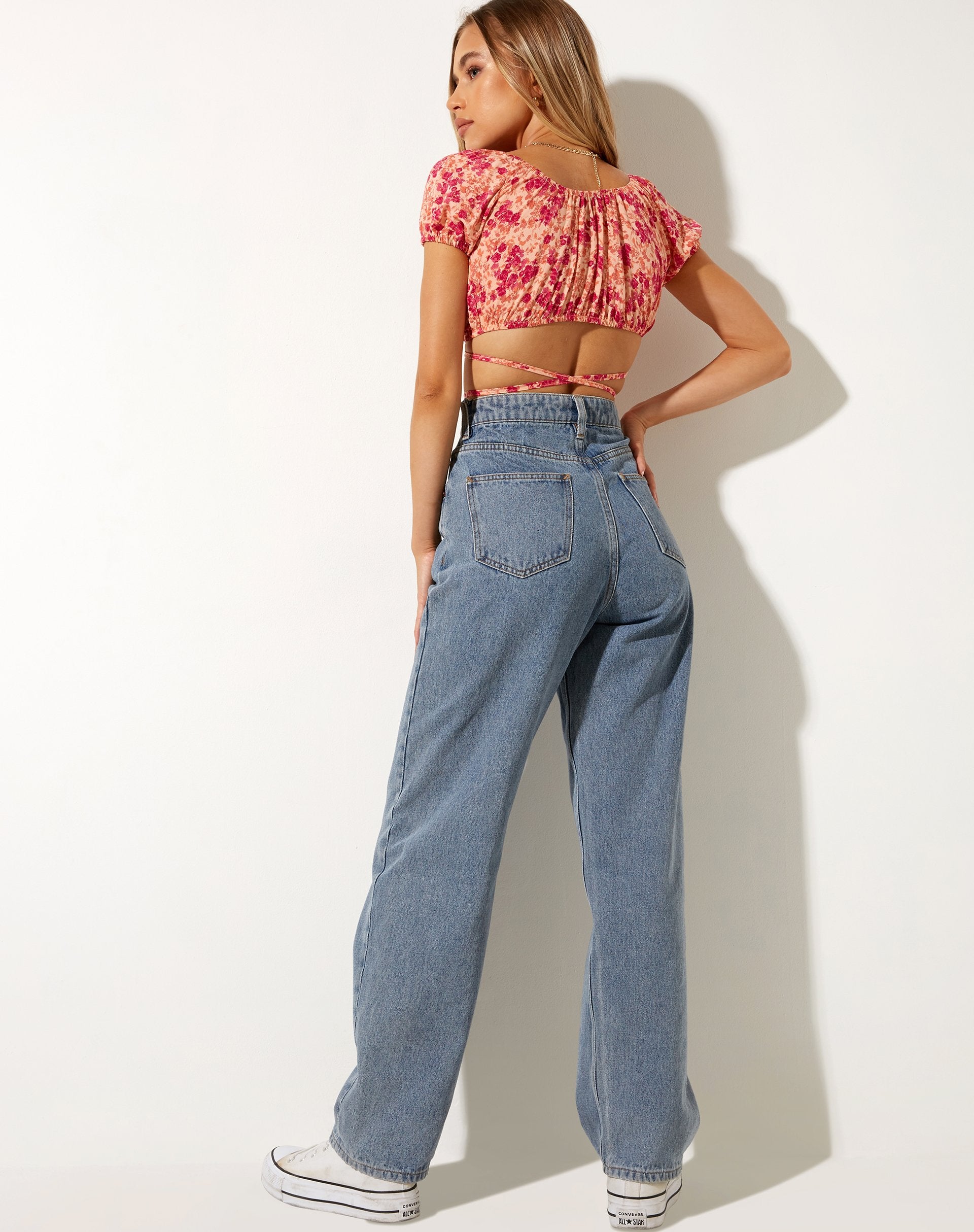 Immagine di Jiena Crop Top in fiore selvatico scuro Cantalupo
