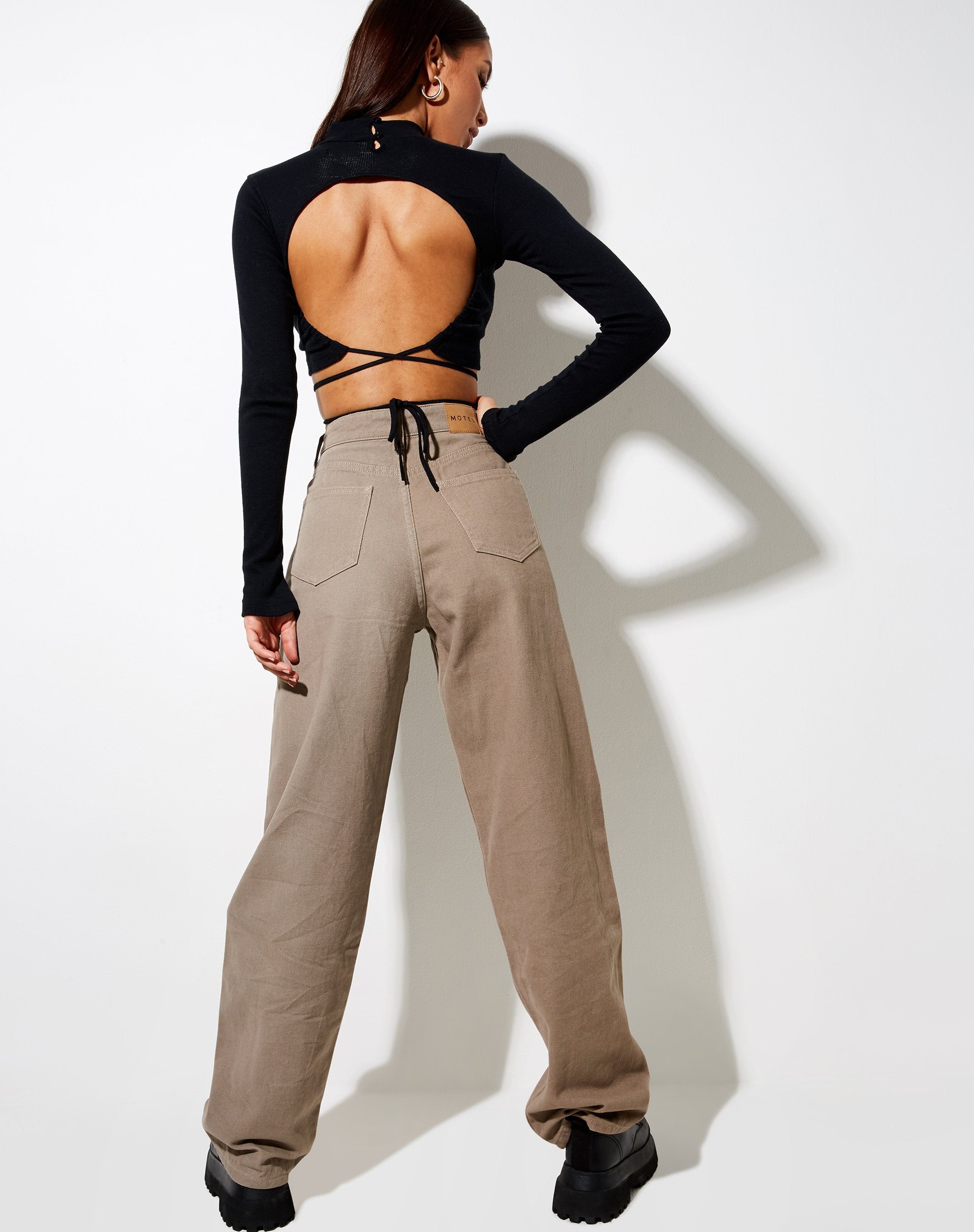 Immagine di Jorja Crop Top a costine nero