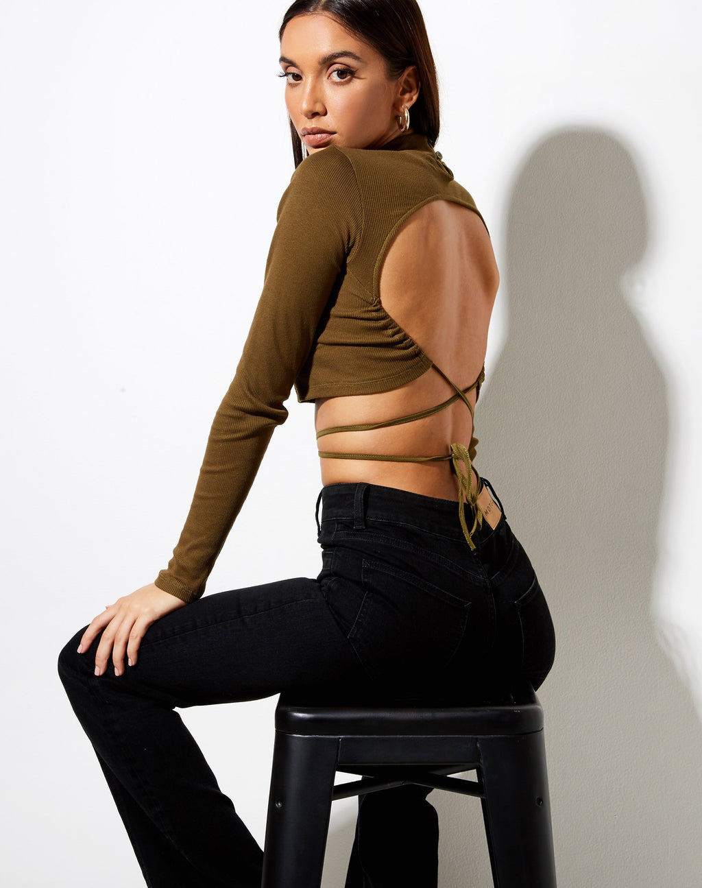 Crop Top Jorja in oliva militare a coste