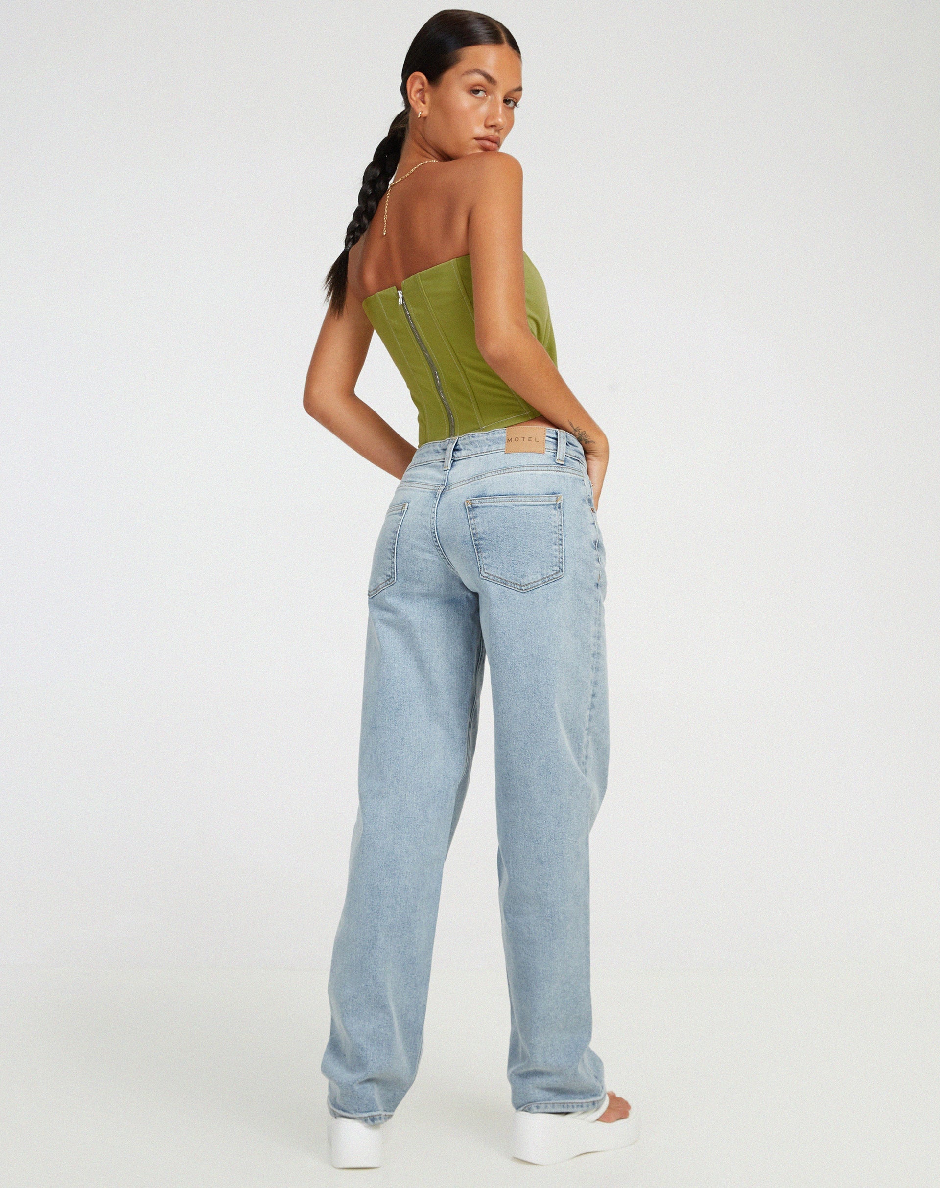 immagine di Kansa Corset Top in verde pera con punto bianco