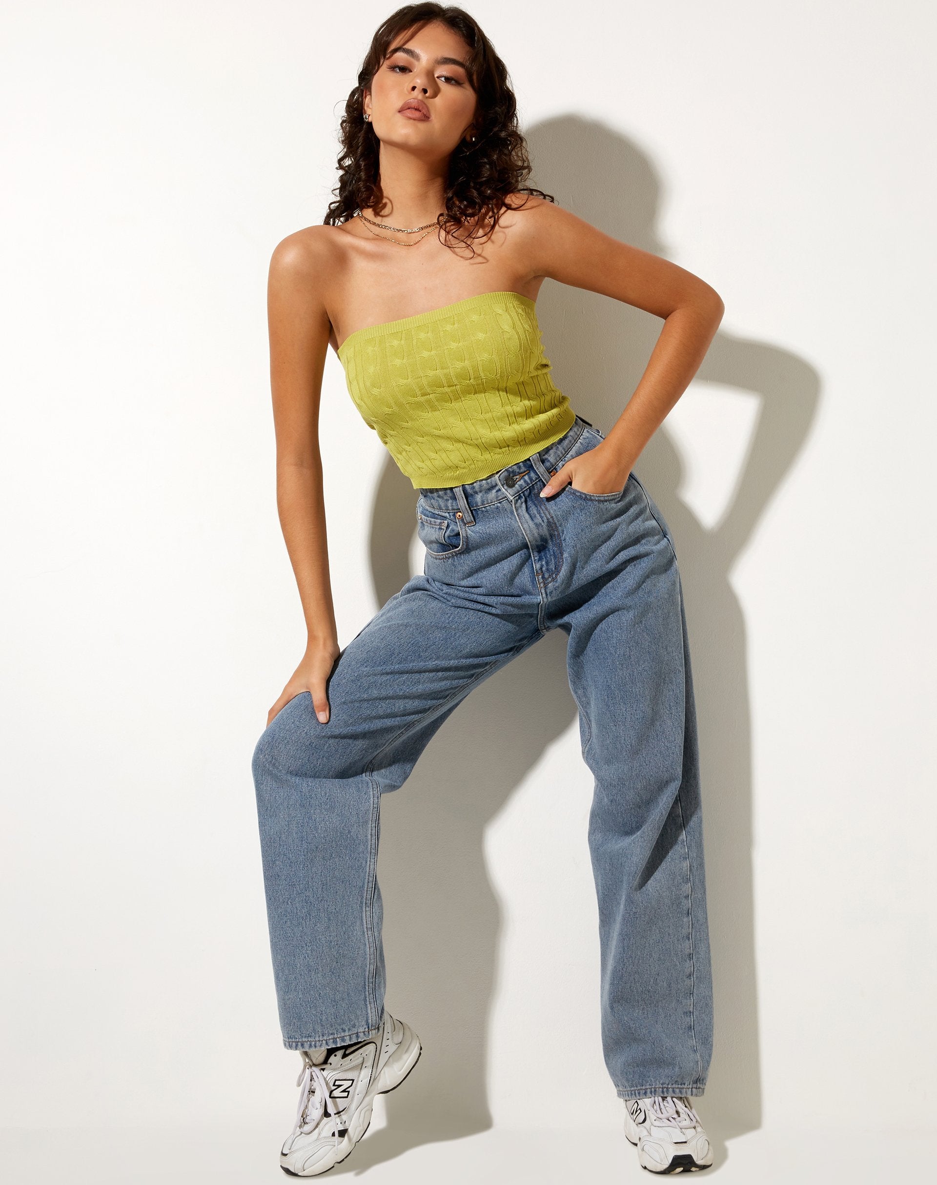 Immagine di Karen Bandeau Top in maglia Olive