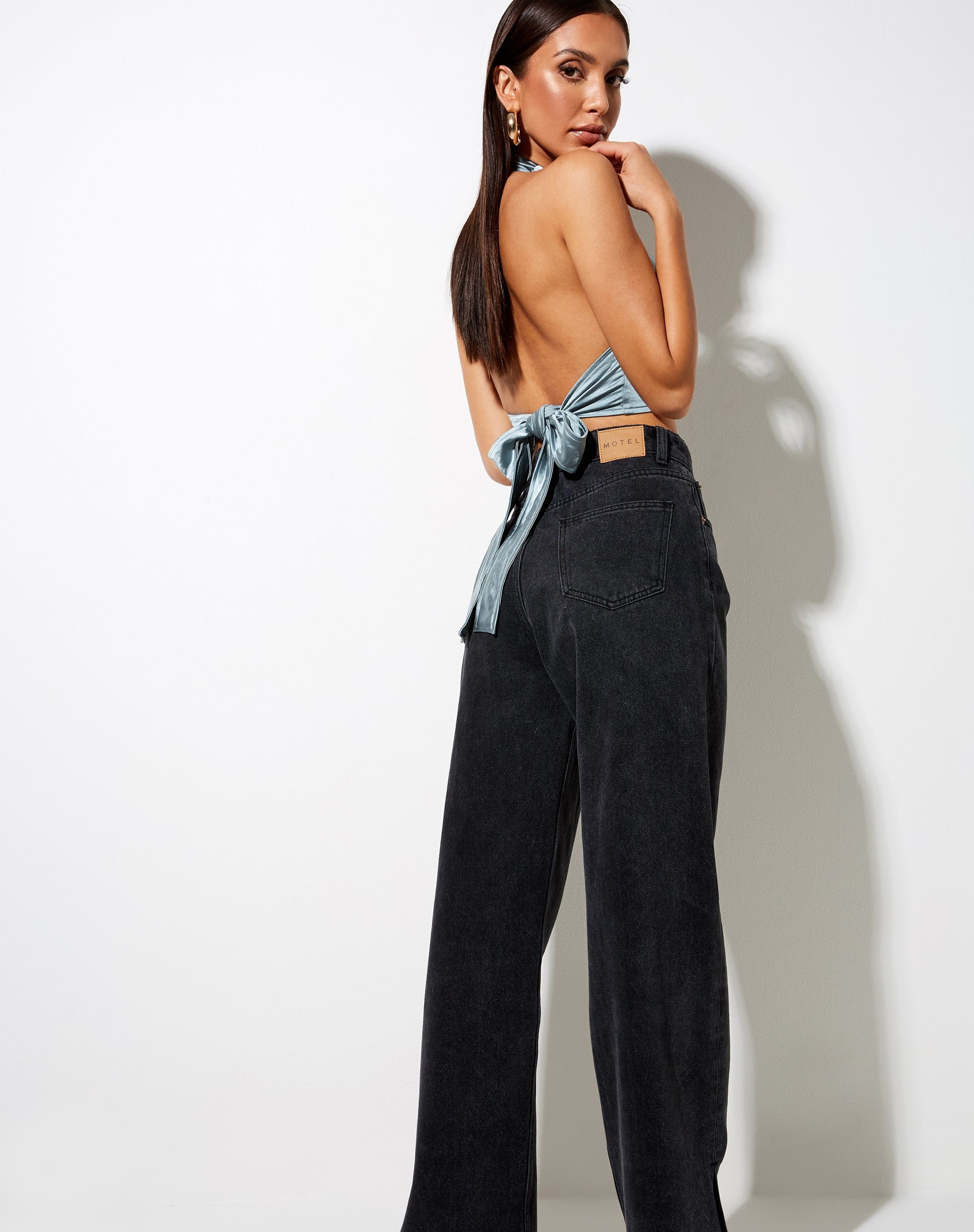 Immagine di Keiza Crop Top in raso blu argento