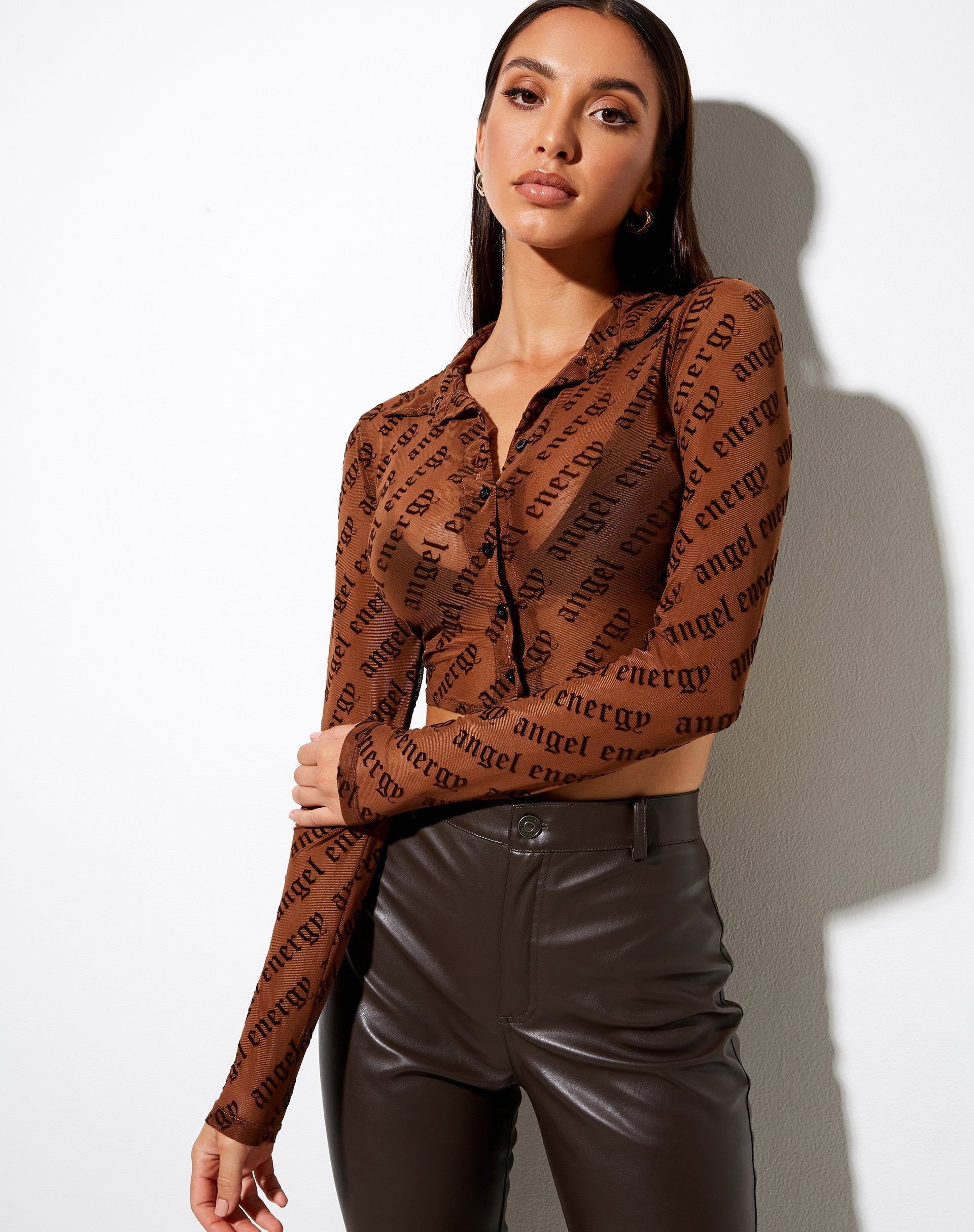 Immagine della camicia a maniche lunghe Kendal in marrone Angel Energy Flock