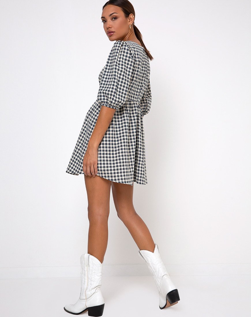 Immagine di Kezie Skater Dress in Gingham Crema