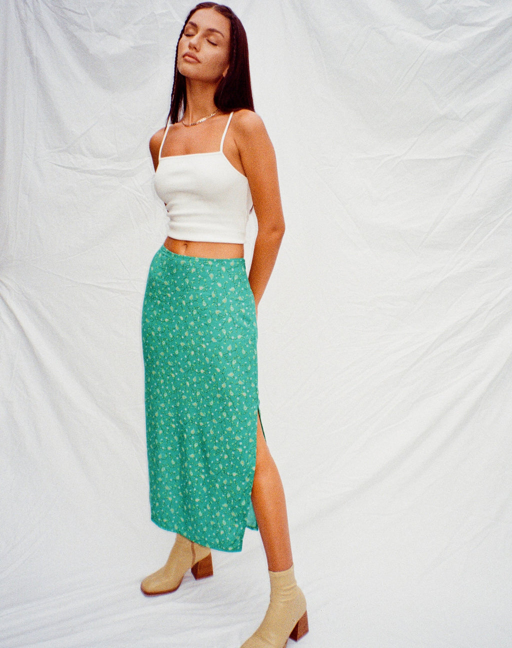 Gonna Kindra in Paisley Fun Verde
