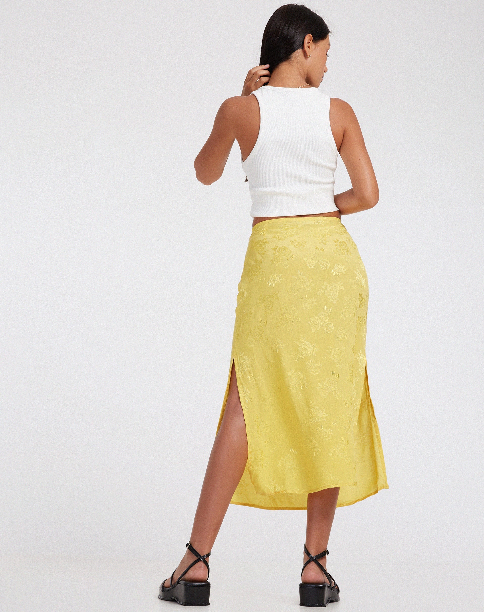 immagine di Kindra Midi Skirt in Satin Rose Sunshine Yellow