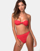Immagine di Knot Bandeau Bikini Top in Baewatch Rosso