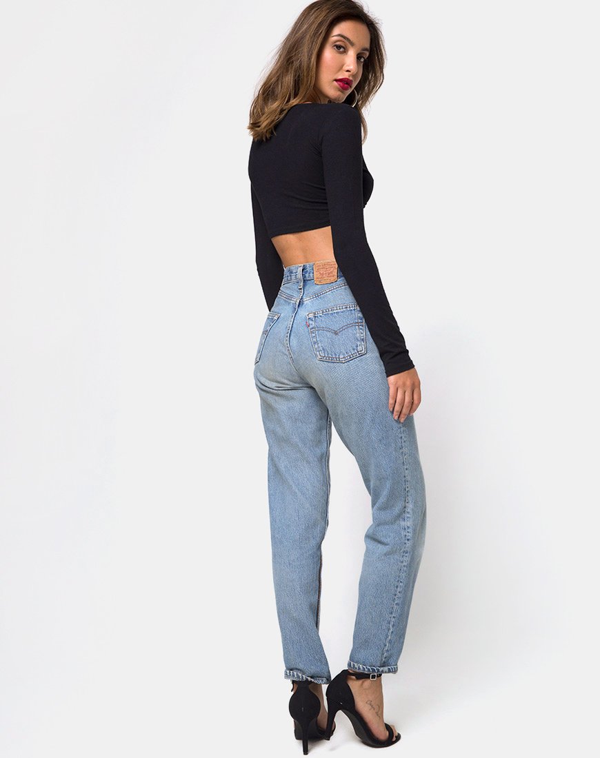 Immagine di Knotie Longsleeve Crop Top in nero