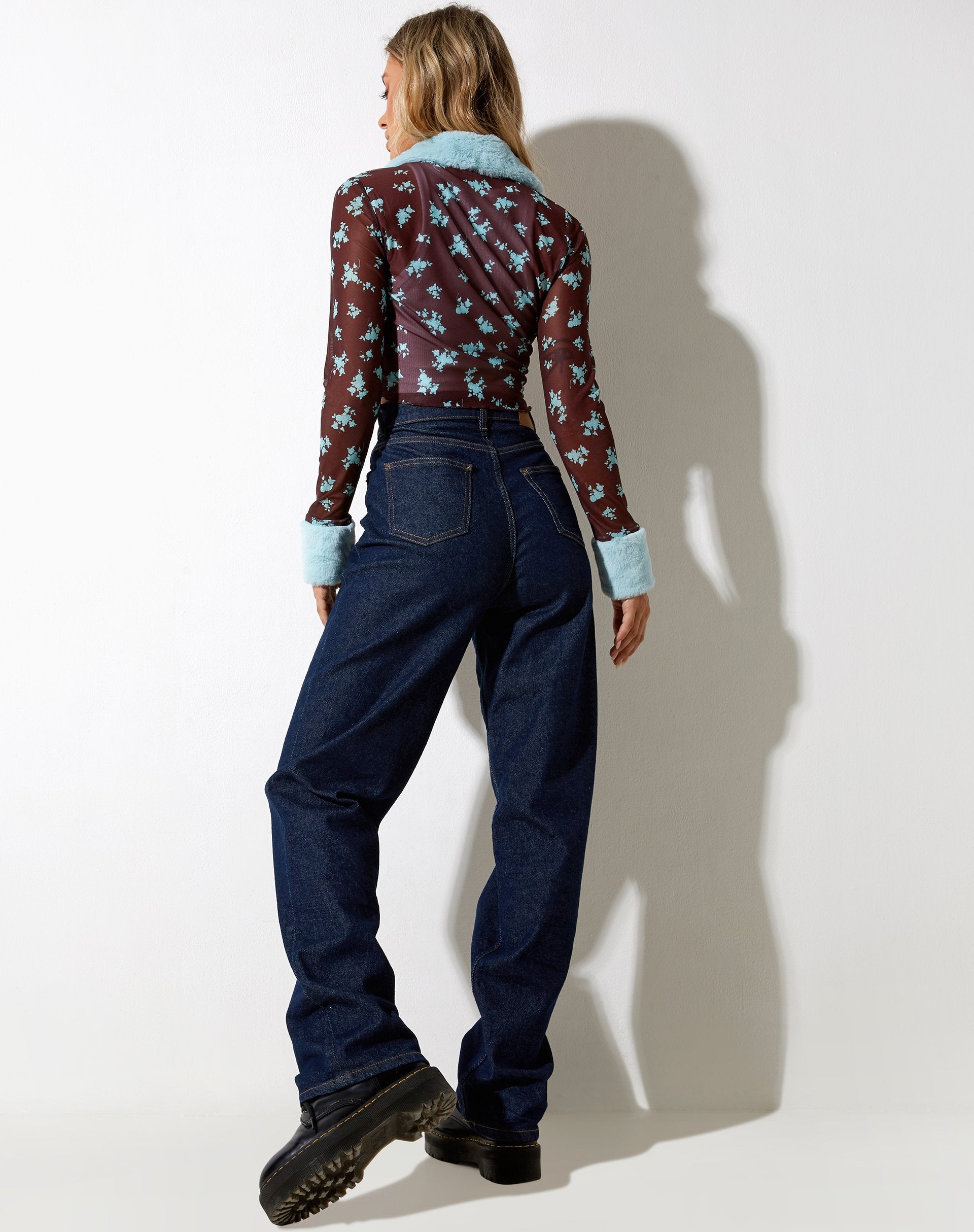 Immagine di Lamaya Cardi in Femme Floral Blu e Marrone