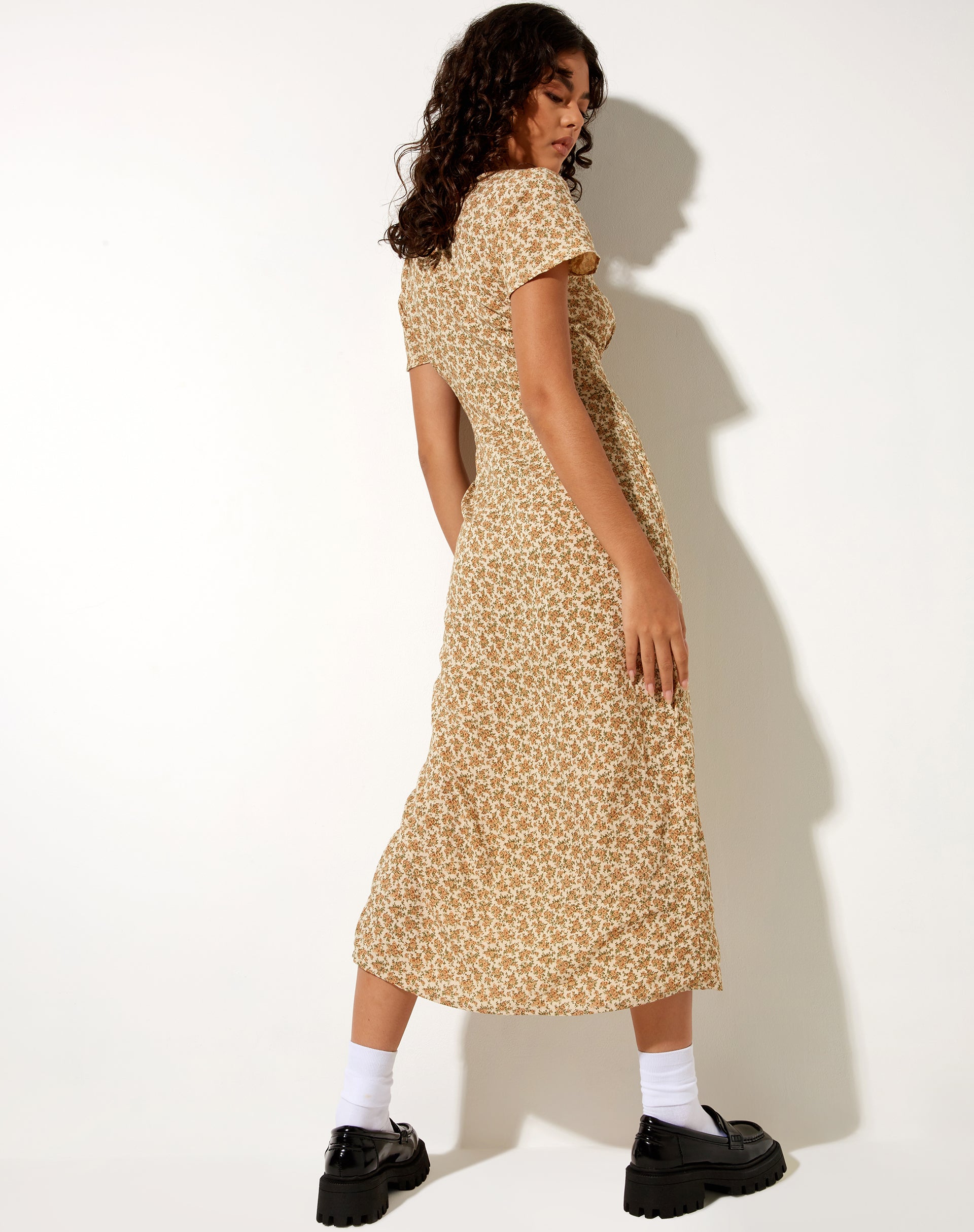 Immagine di Larin Midi Dress in Washed Ditsy