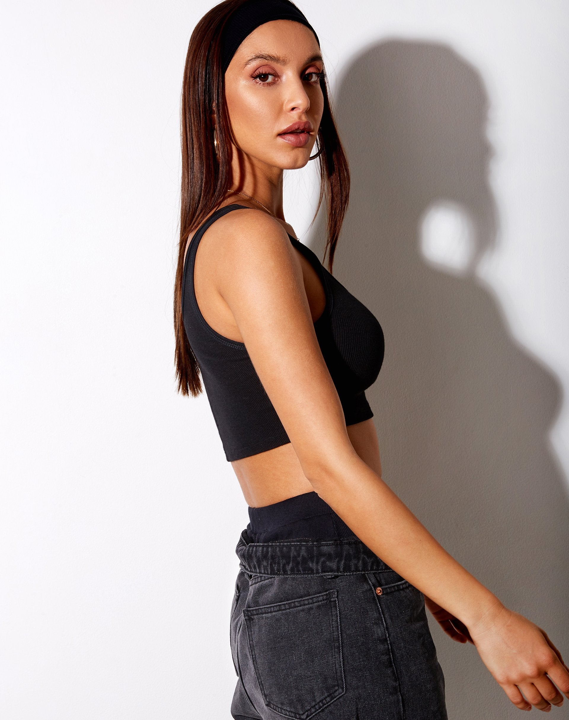 Immagine di Lathi Crop Top in Rib Black Lover Embro
