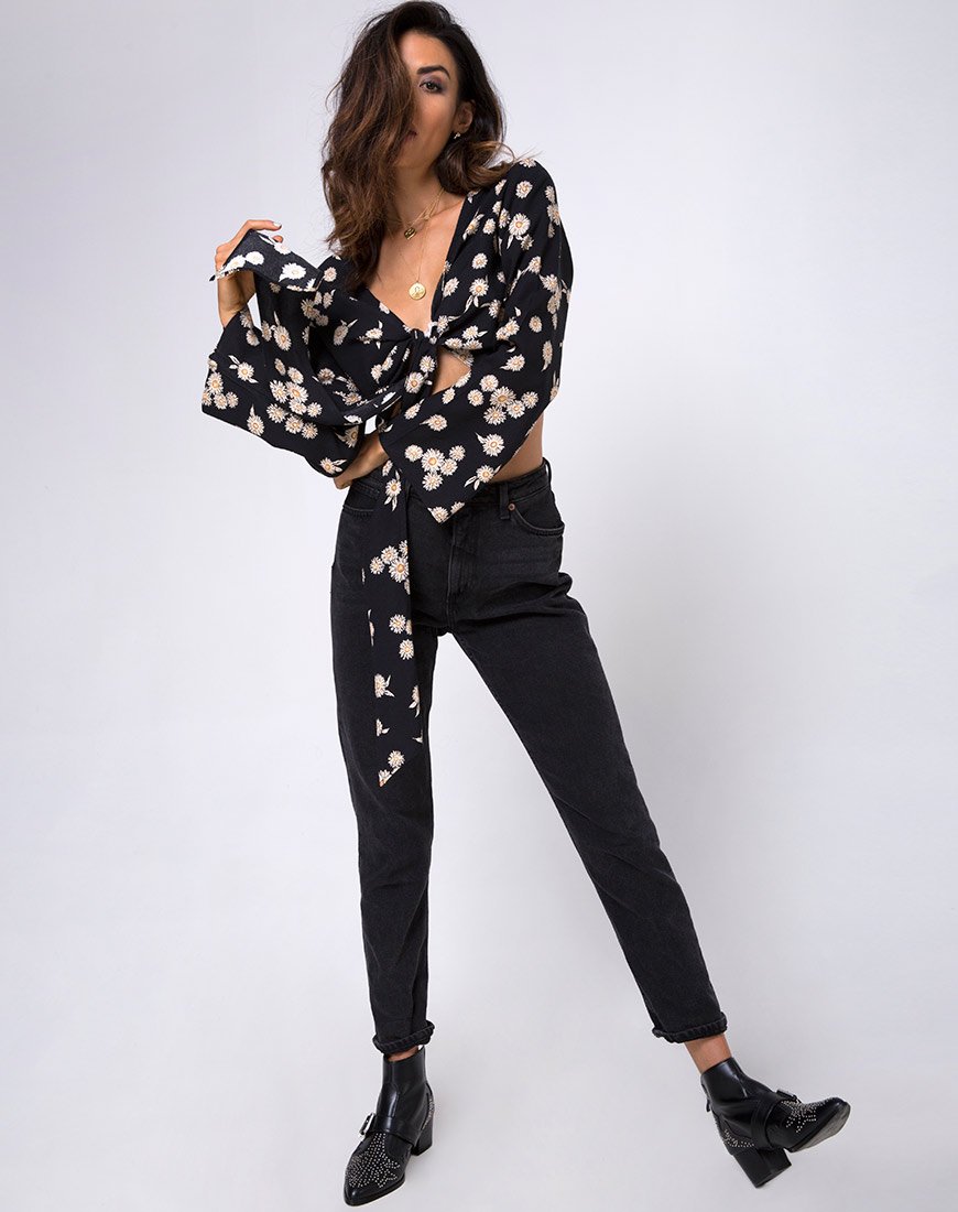 Immagine di Laya Wrap Top in Grunge Daisy Floral