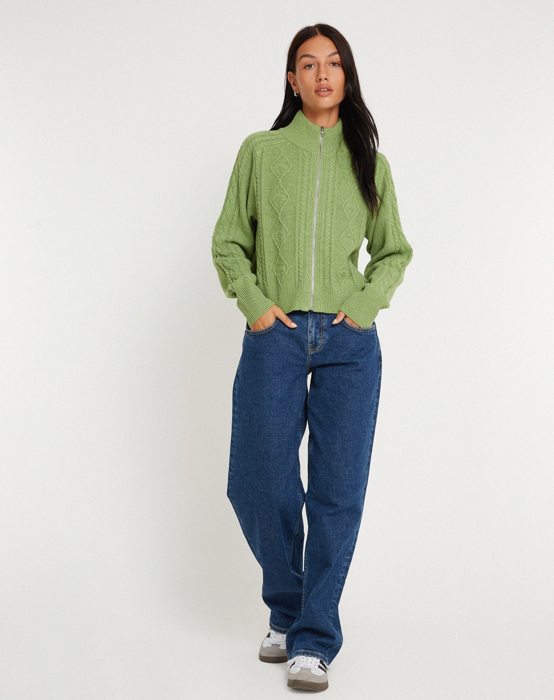 immagine di Lemila Knitted Zip Up Jacket in verde muschio