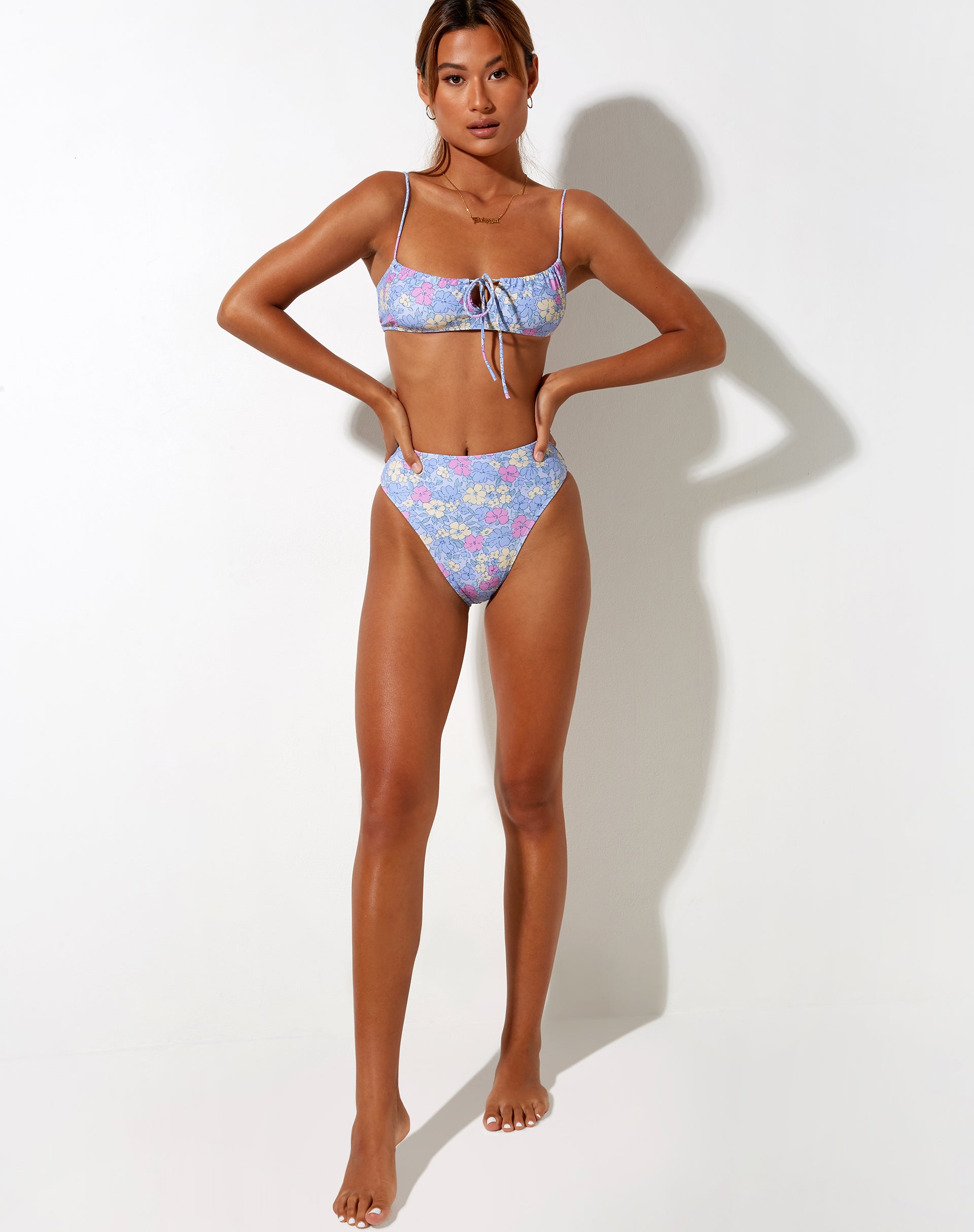 Immagine di LIANA BIKINI TOP LAVATO FUORI PASTELLO FLOREALE