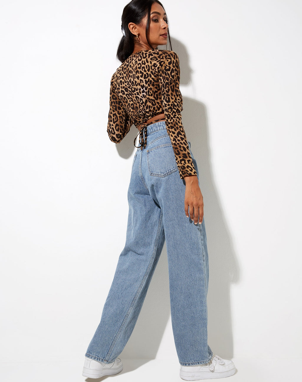 Crop Top Lieneva in Night Leopard Brown