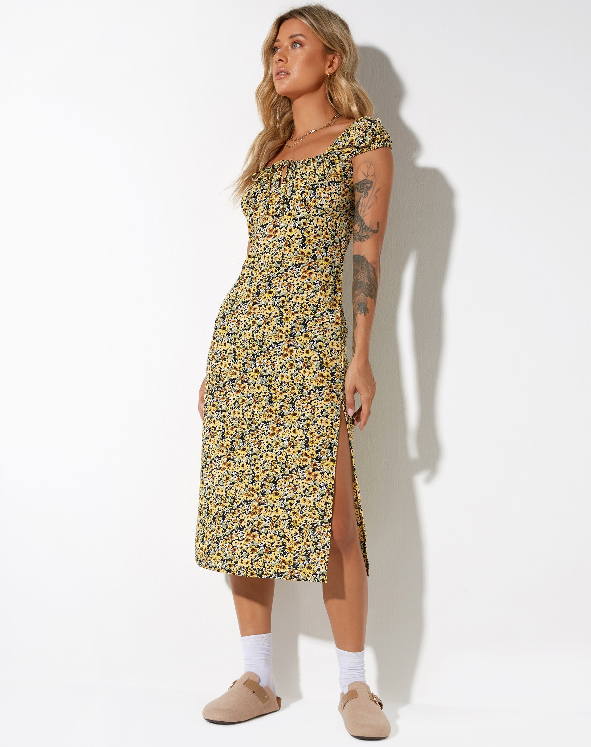 immagine di Lona Midi Dress in giallo ditsy primavera