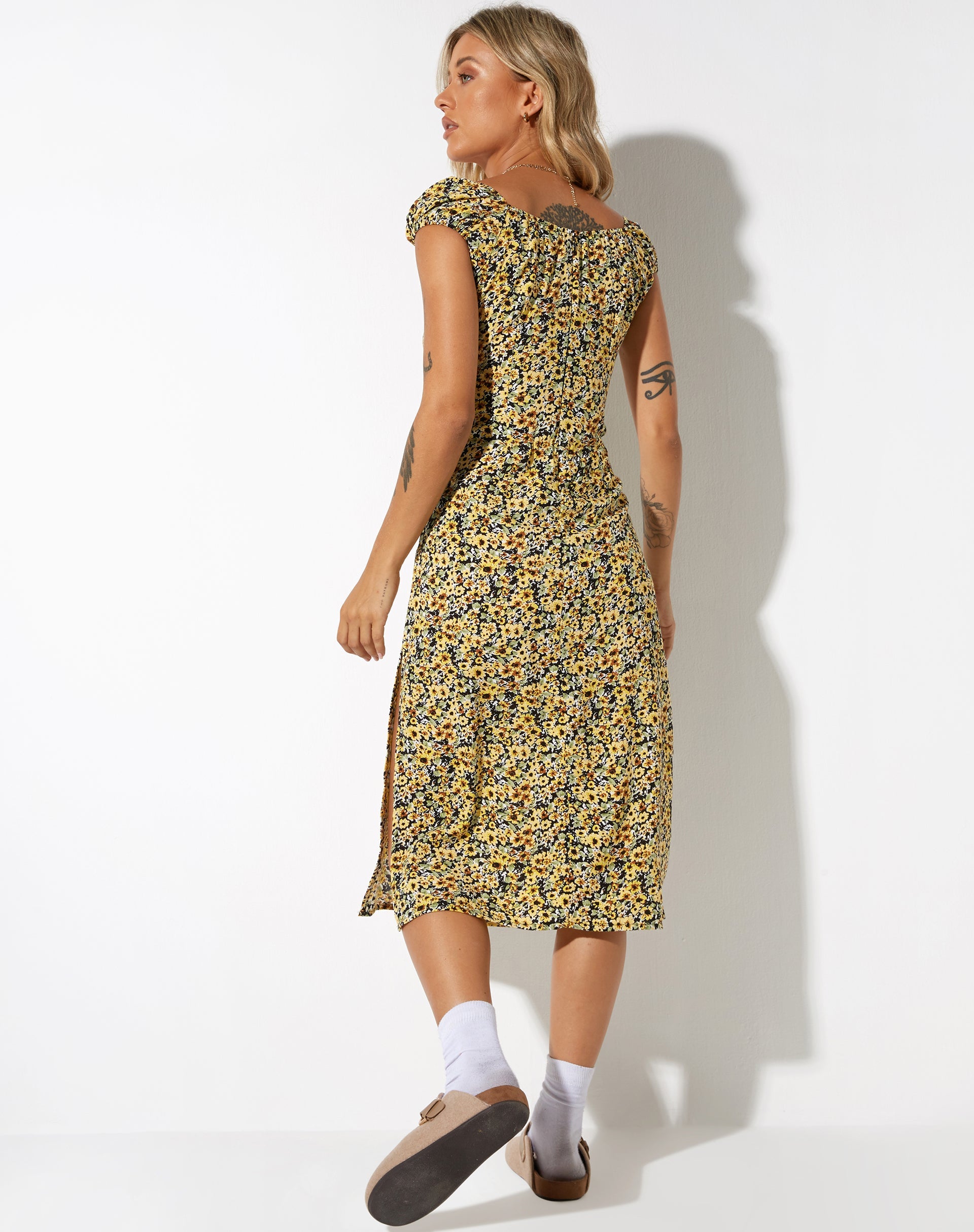 immagine di Lona Midi Dress in giallo ditsy primavera