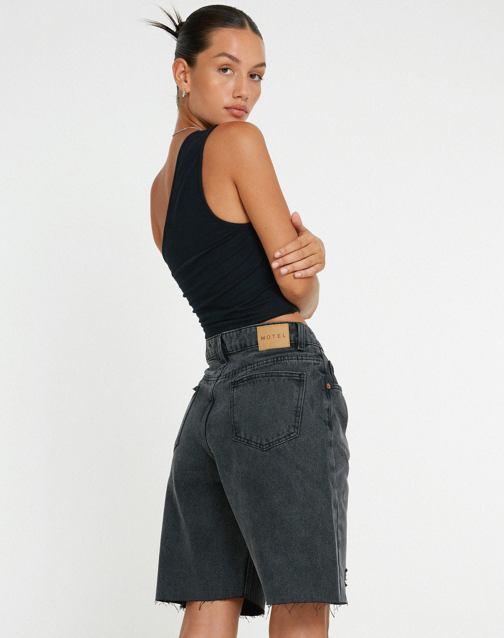 Pantaloncini in denim Dad Longline con lavaggio nero