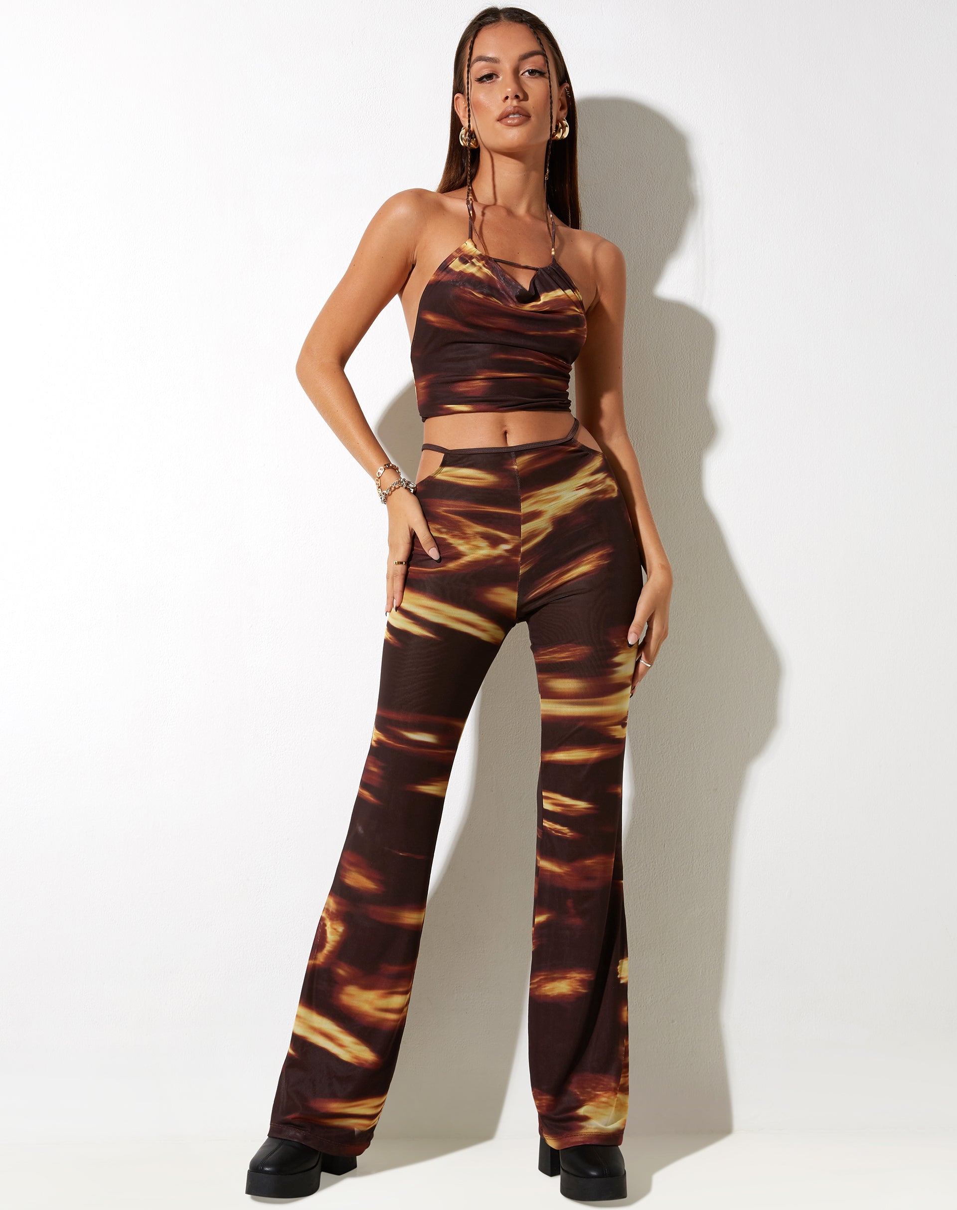 Immagine di MOTEL X IRIS Mares Flare Trouser in Bleach Drip
