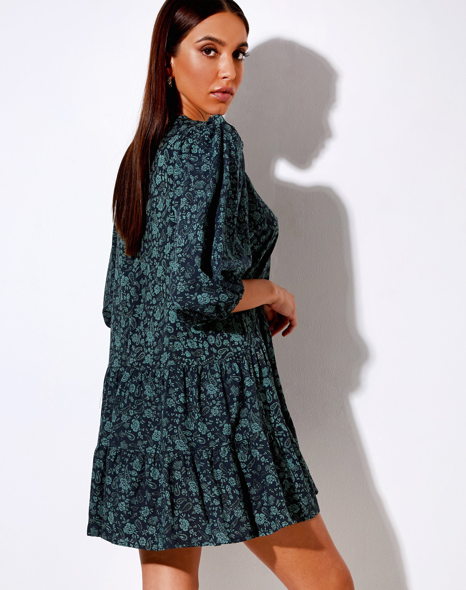 Immagine di Mareta Tea Dress in Mono Paisley Salvia