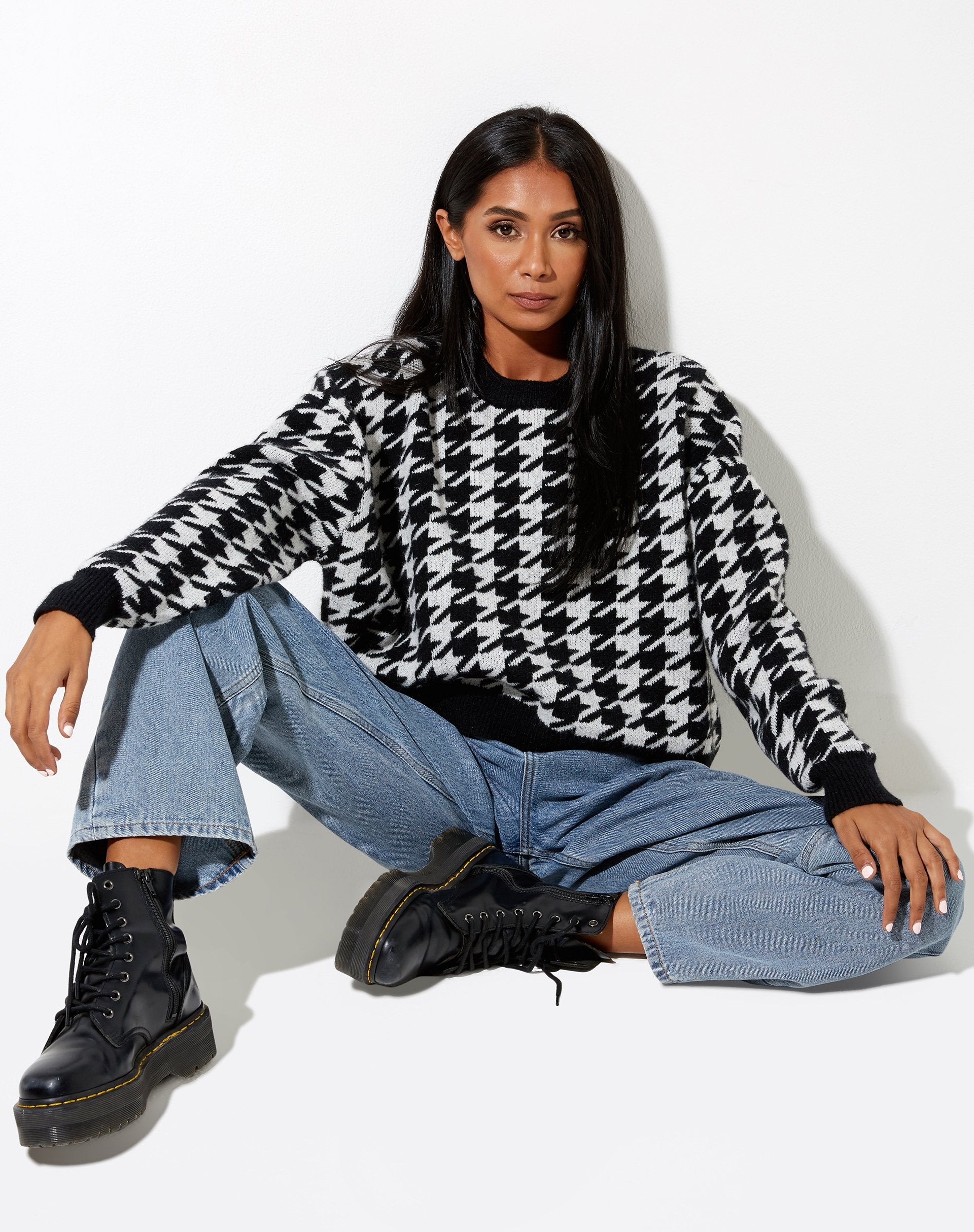 Immagine di Margo Jumper in maglia pied-de-poule nero e avorio