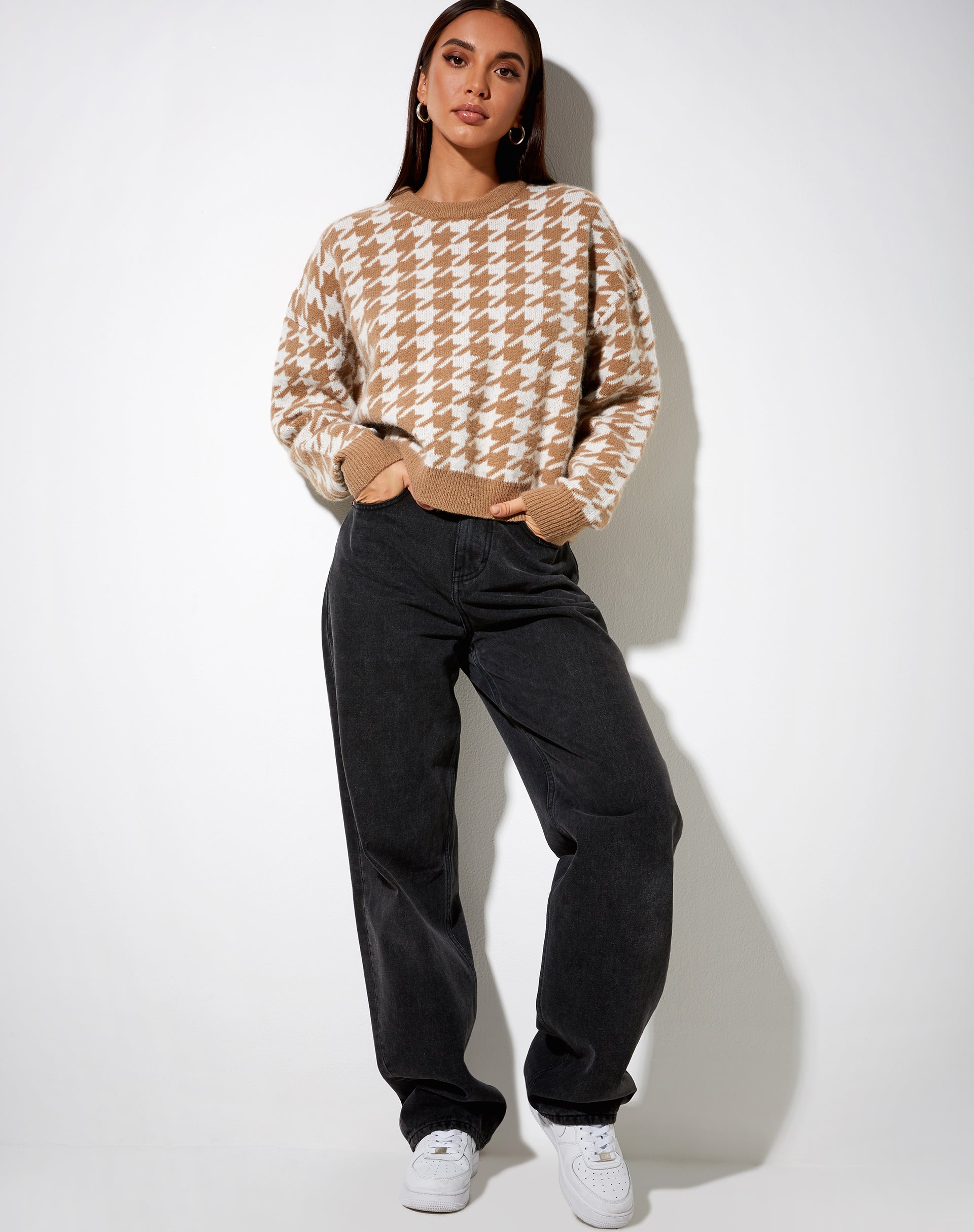 Immagine di Margo Jumper in maglia pied-de-poule marrone