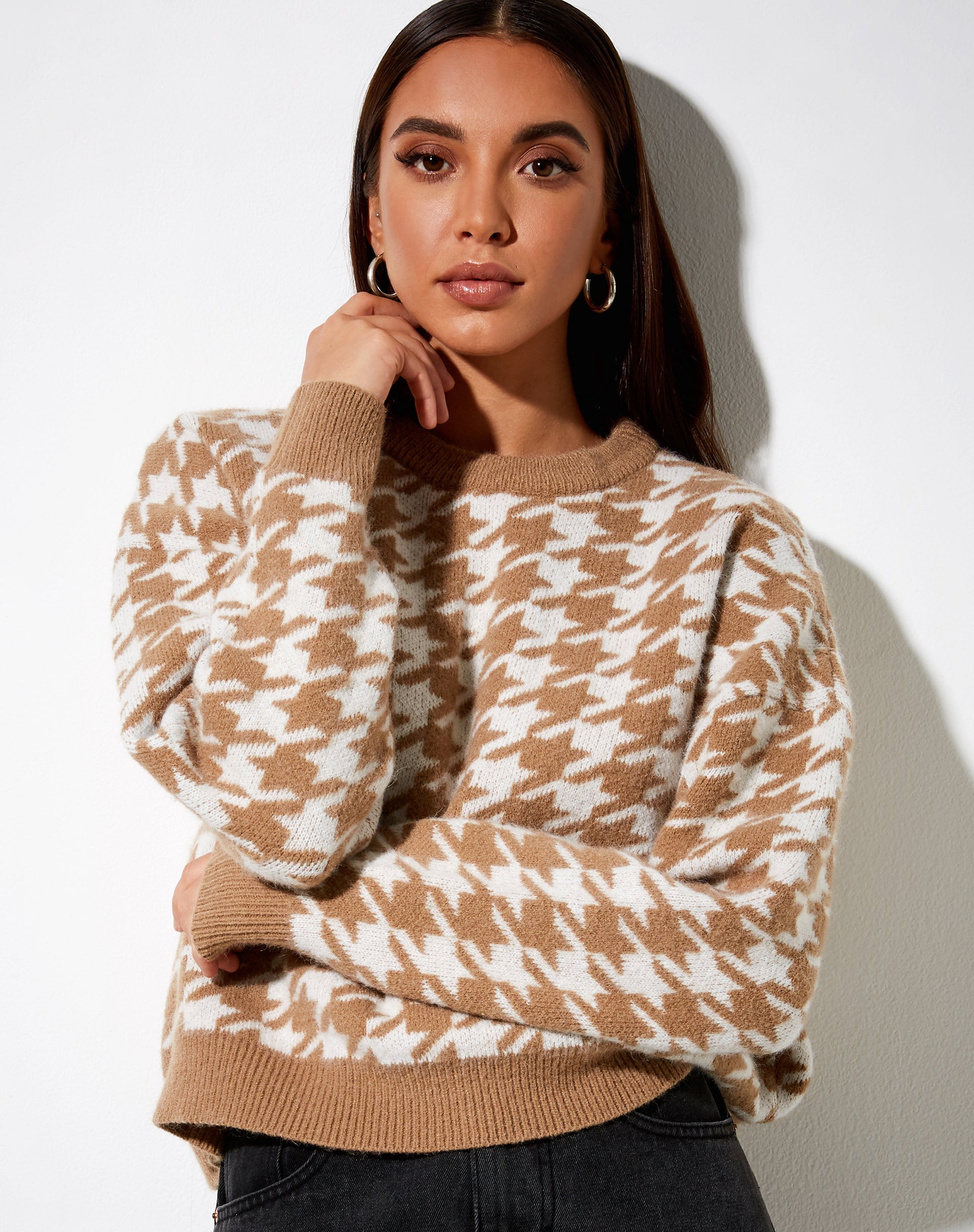 Immagine di Margo Jumper in maglia pied-de-poule marrone