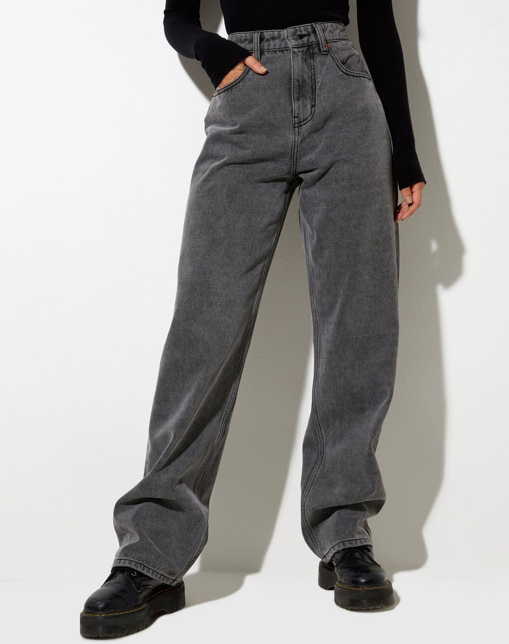 Jeans Parallel in grigio fumo