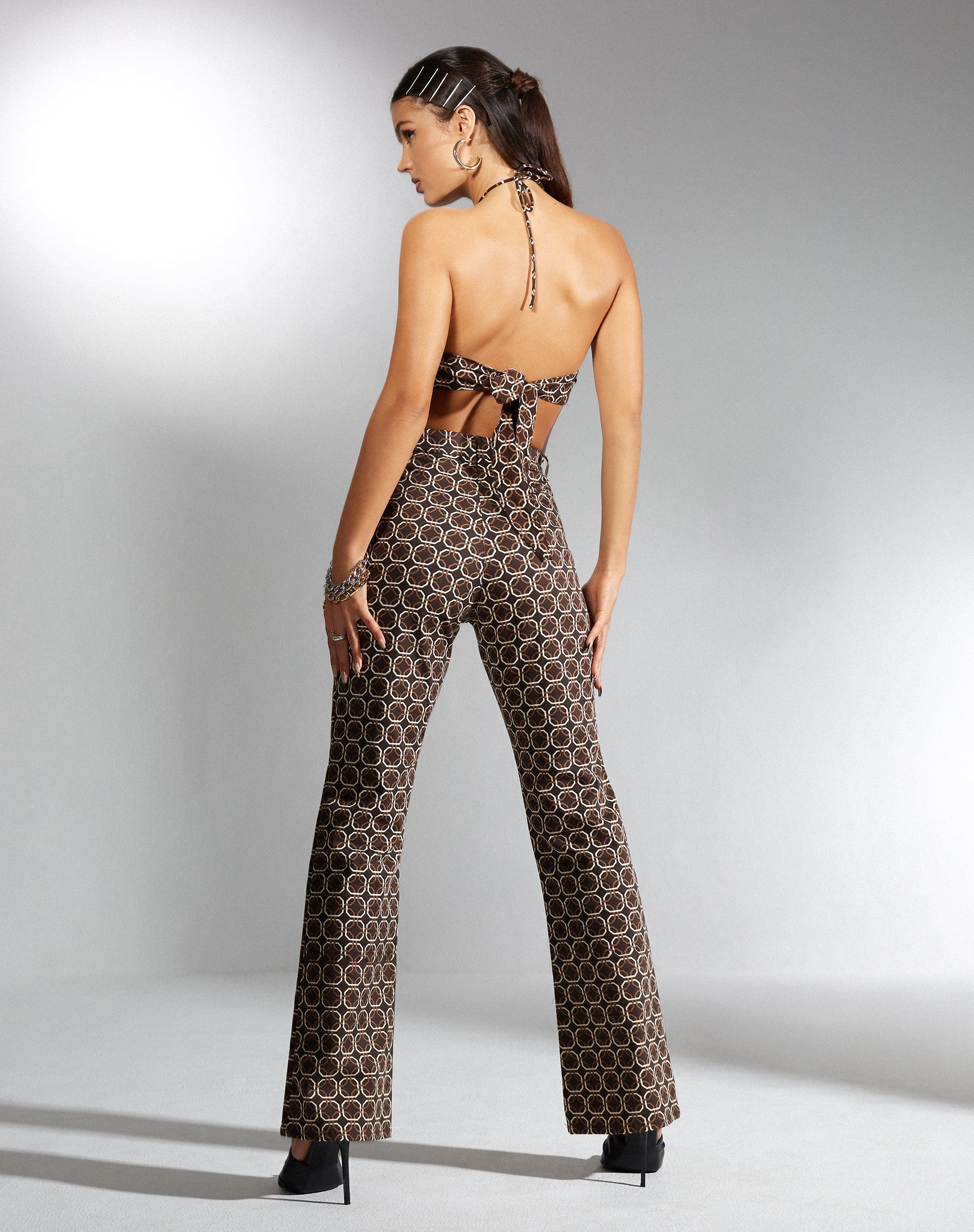 Immagine di MOTEL X IRIS Zoven Flare Trouser in Chain Tangle Marrone scuro