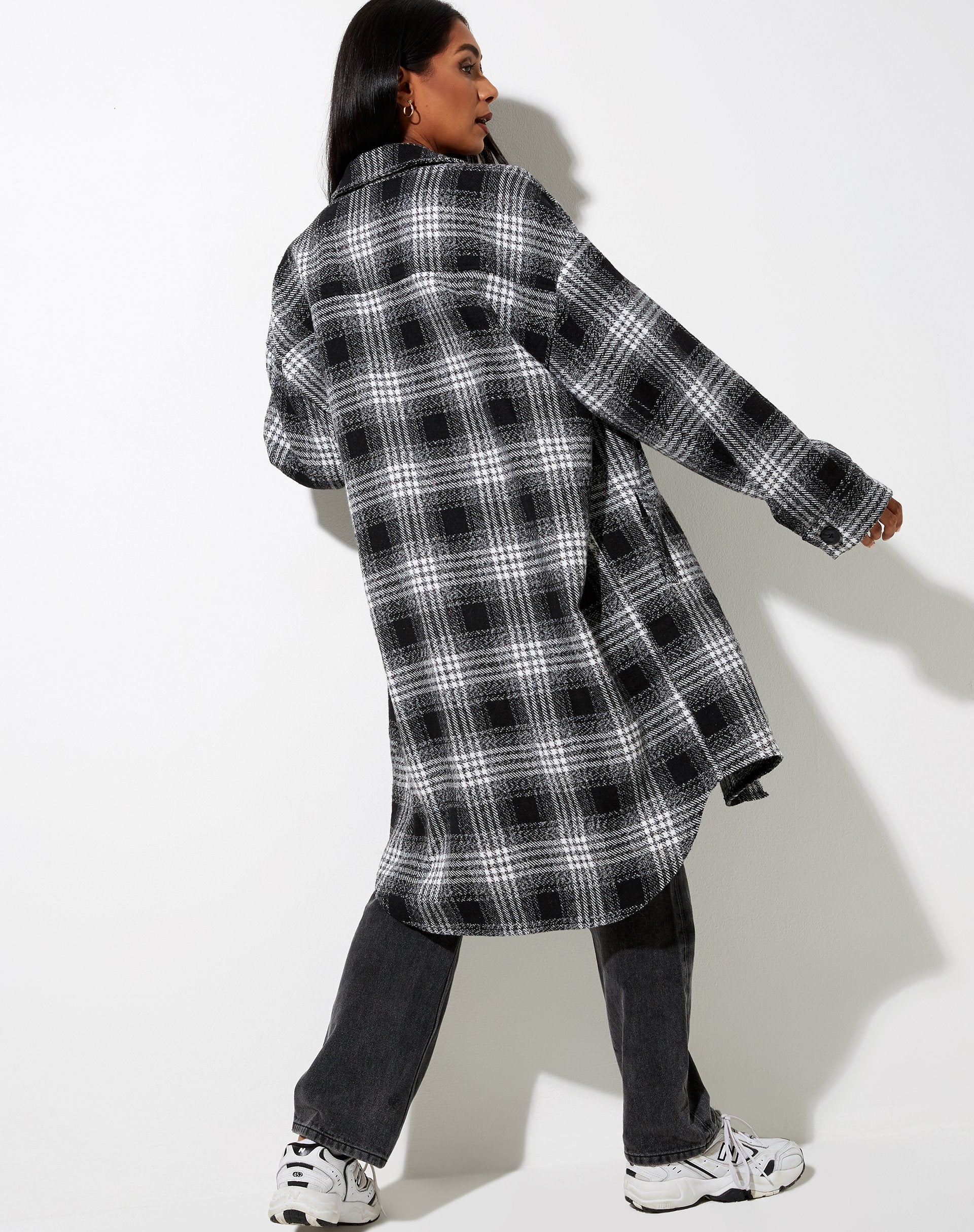 Immagine della camicia Maxiella in nero check