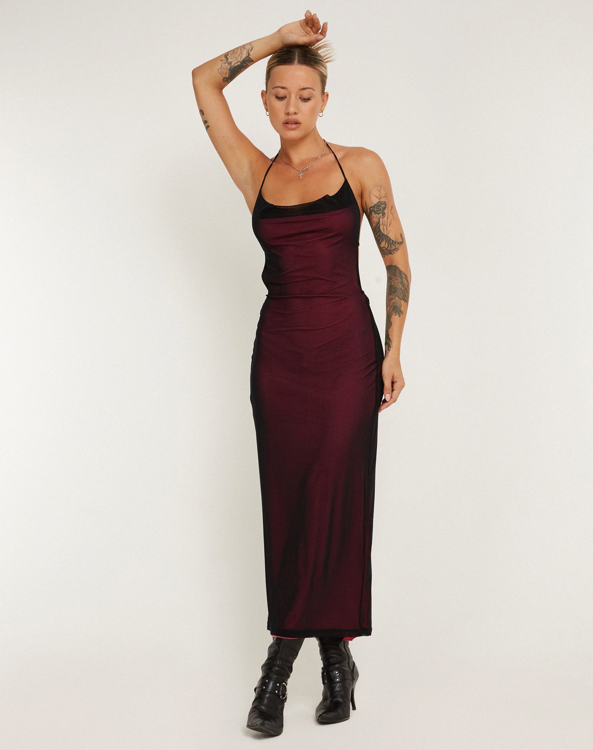 immagine di MAYRA DRESS BLACK MAGENTA LINING