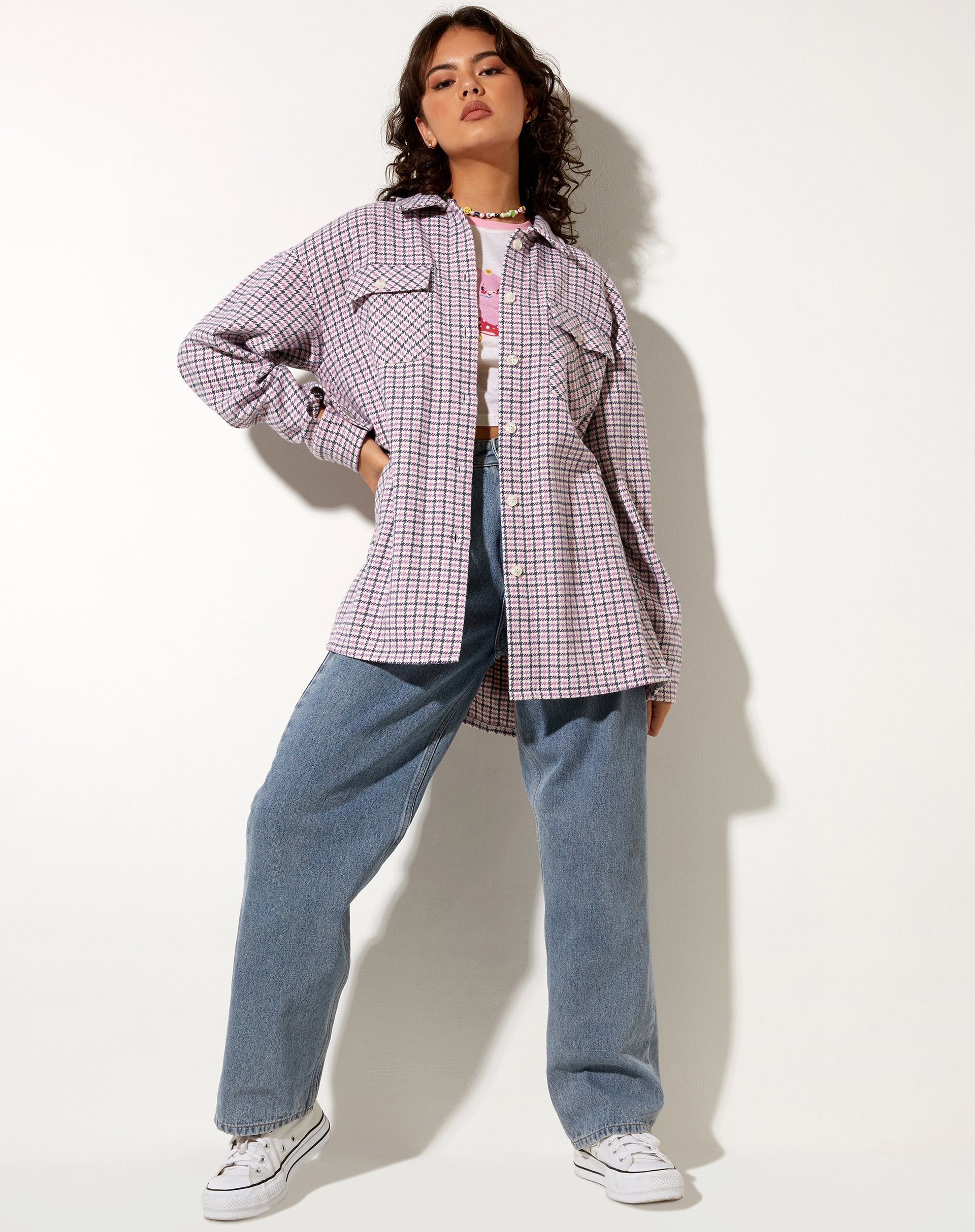 Immagine di Medita Shirt in viola, rosa e nero