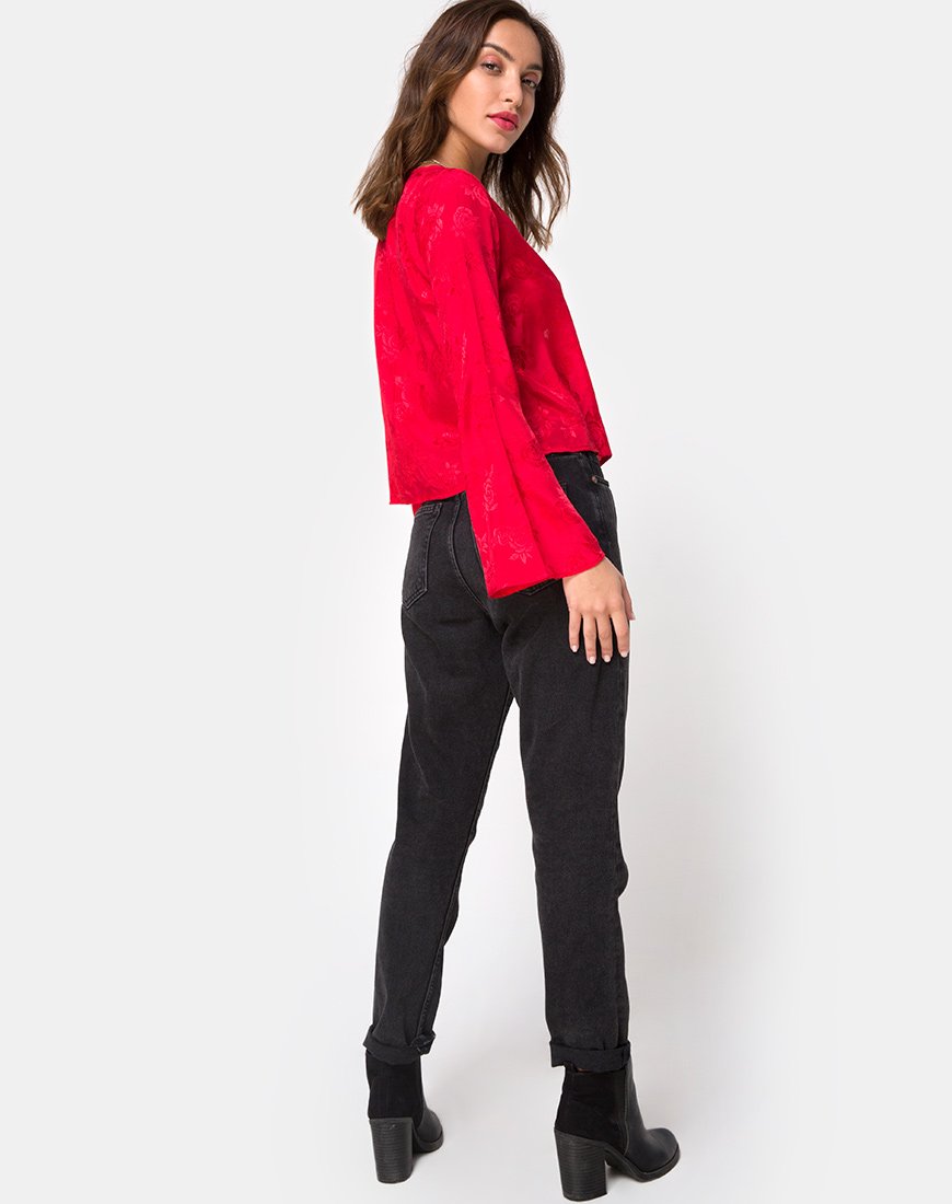 Immagine della blusa Merida in raso rosso