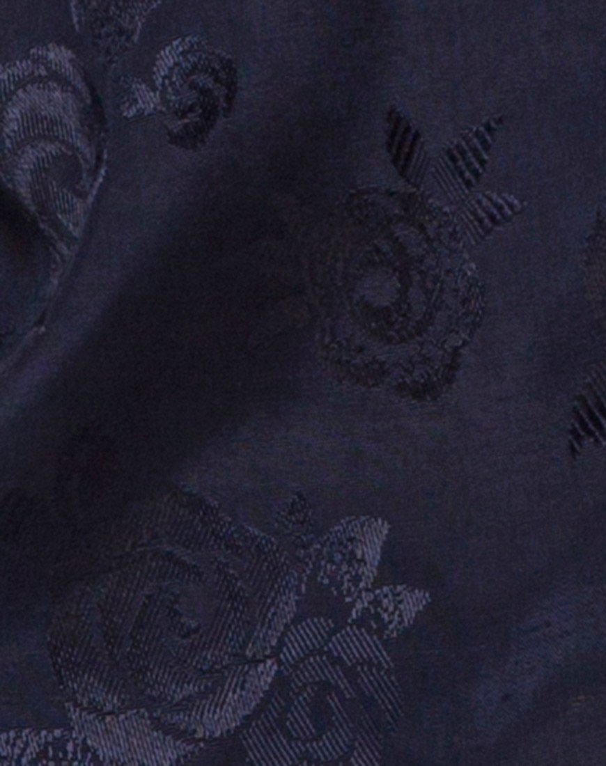 Immagine della blusa Merida in raso rosa navy