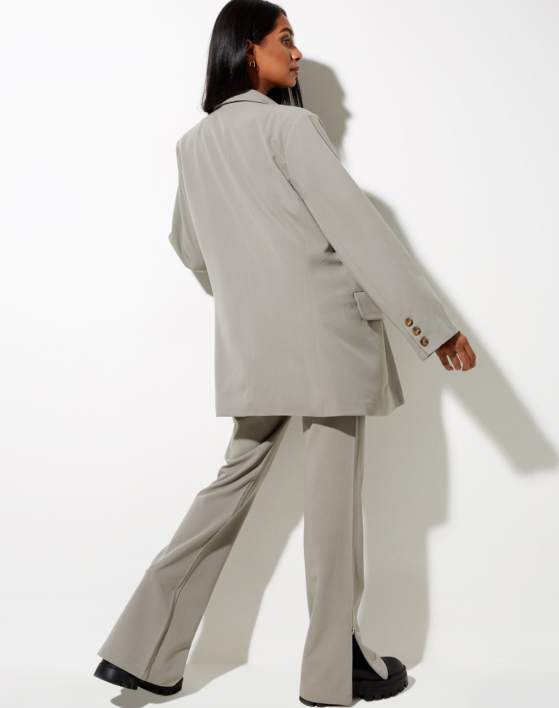 Immagine del pantalone Grego in verde beige