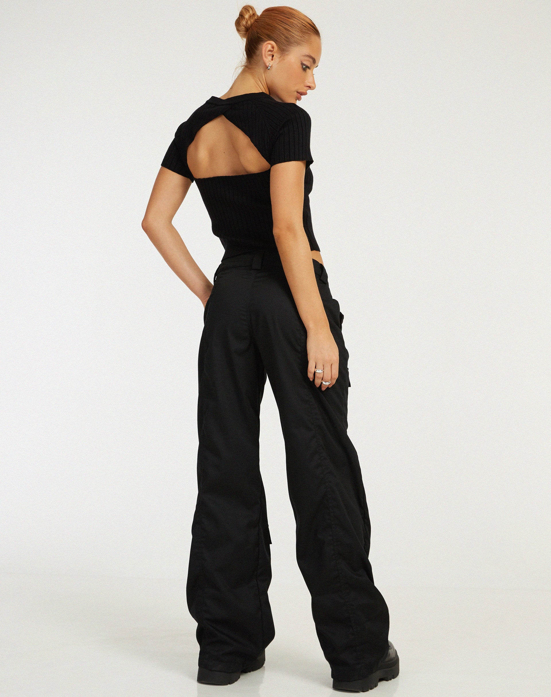 Morsche Cut Out Crop Top in nero