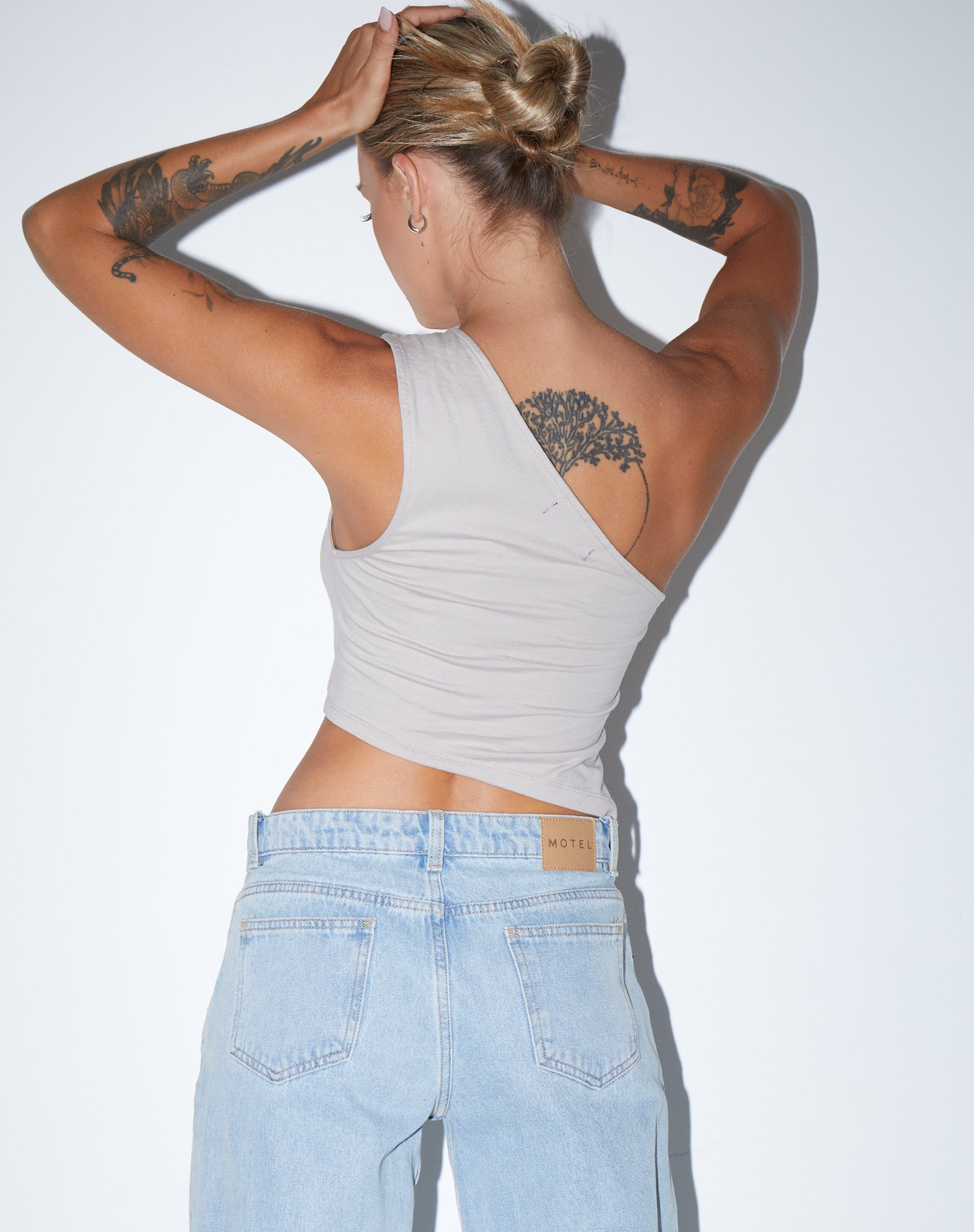 Immagine di Bayva Crop Top in Lycra Latte d'Avena