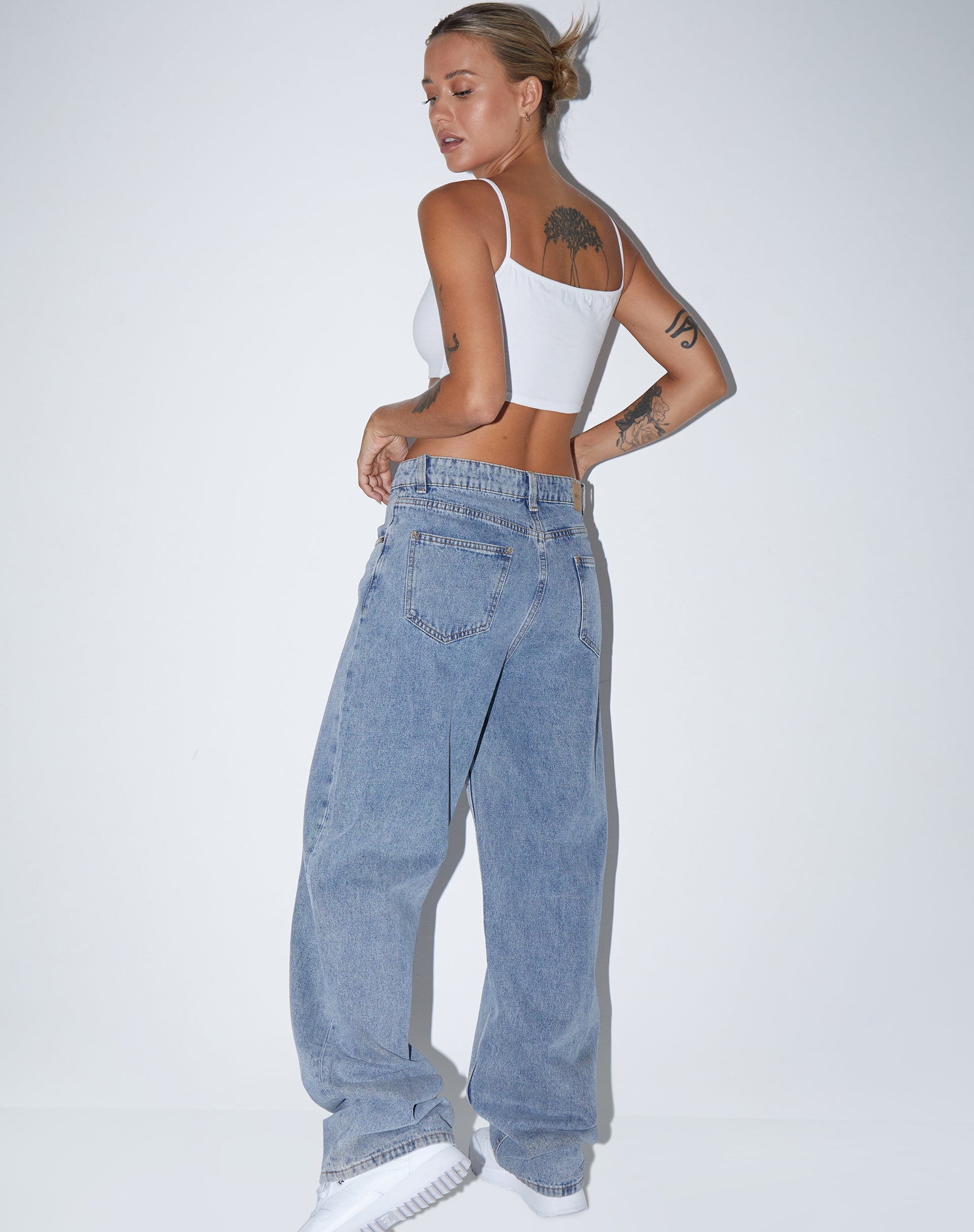Immagine di Keenan Crop Top in lycra bianco