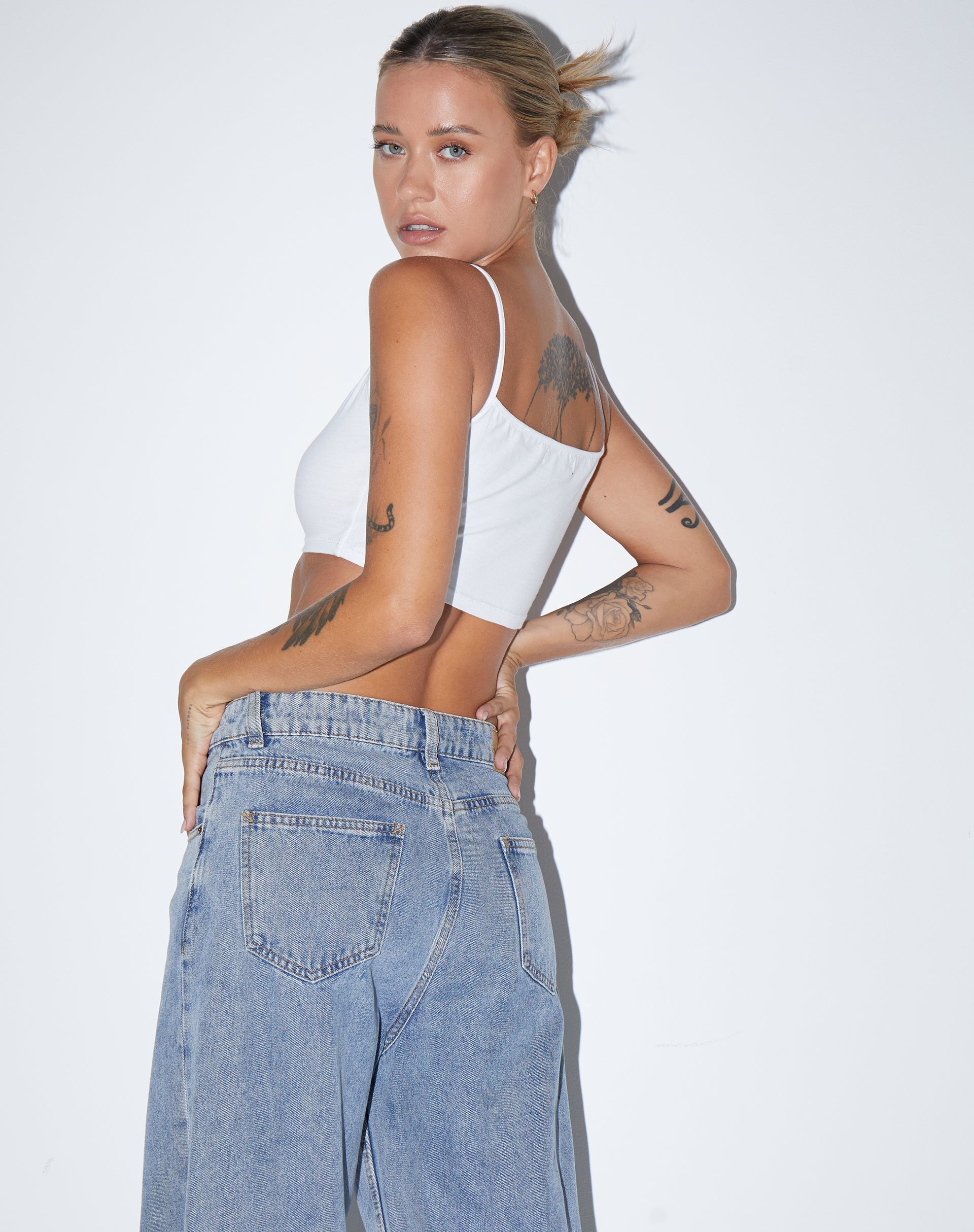 Immagine di Keenan Crop Top in lycra bianco