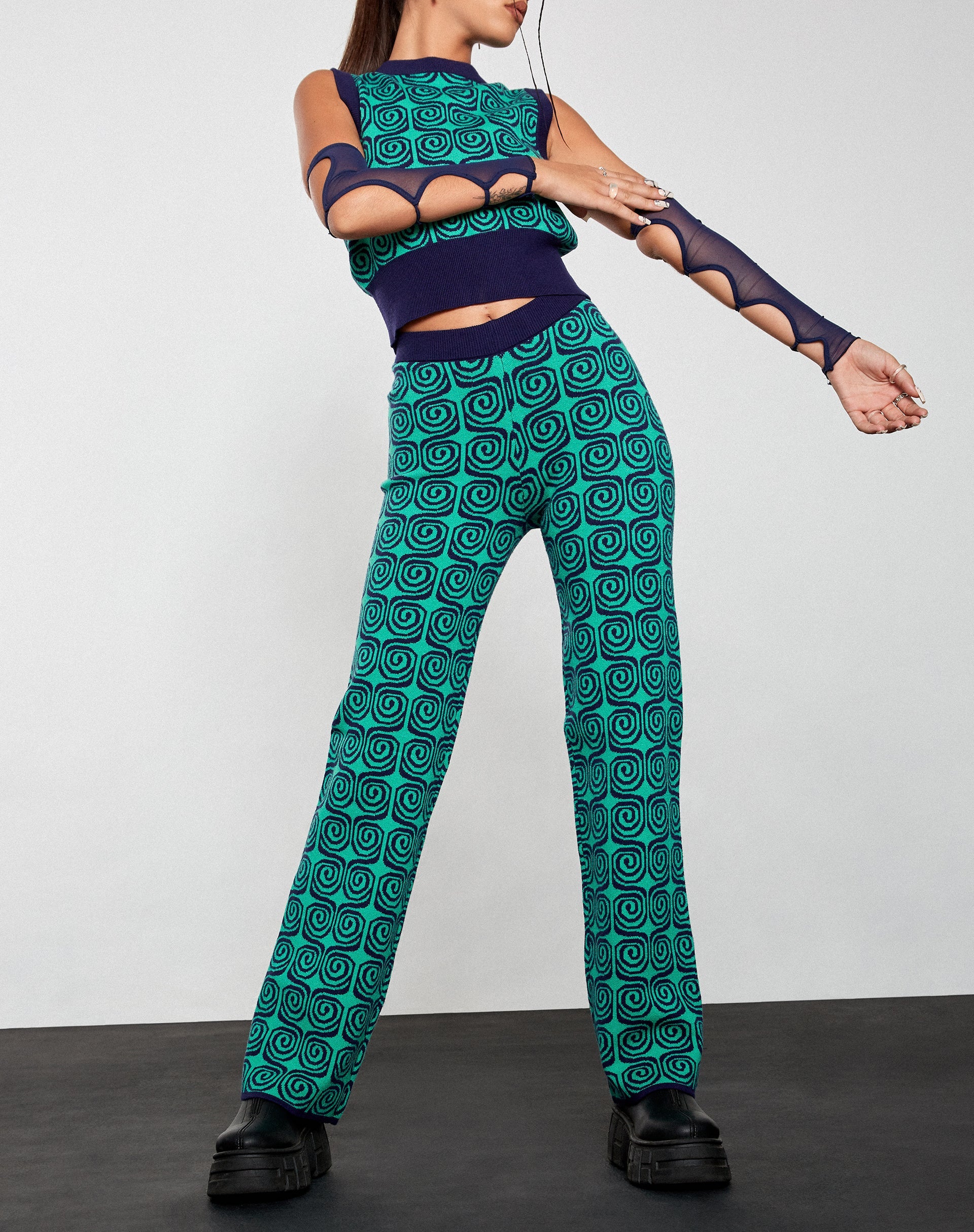Immagine dei pantaloni Sabila in verde e blu