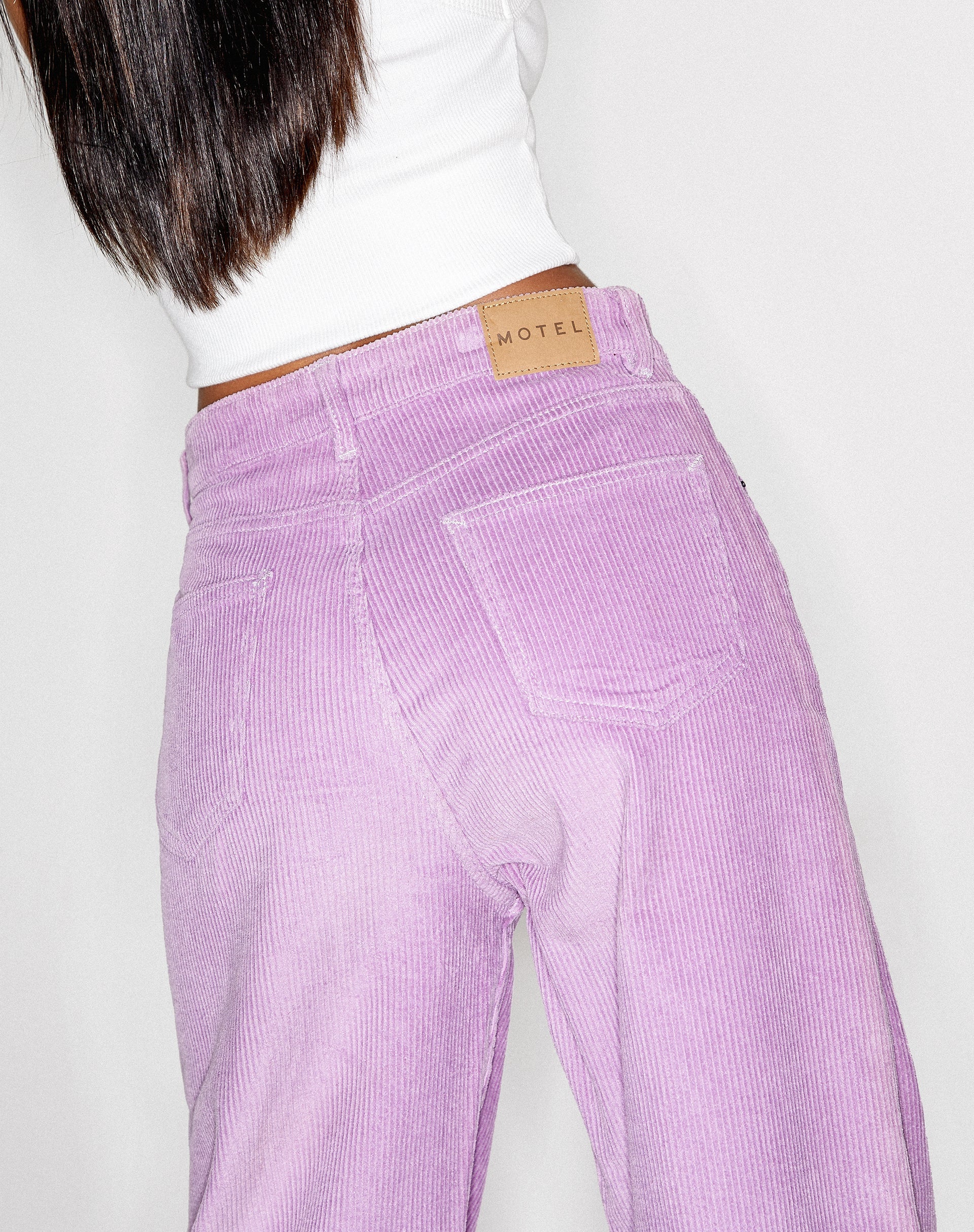Immagine di Parallel Trouser in Cord Lilla
