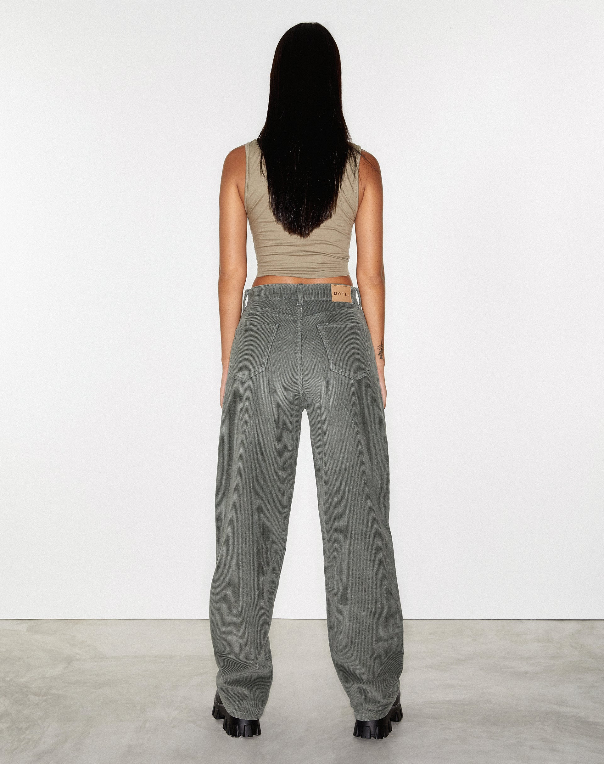 Immagine di Parallel Jean in Corda Olive