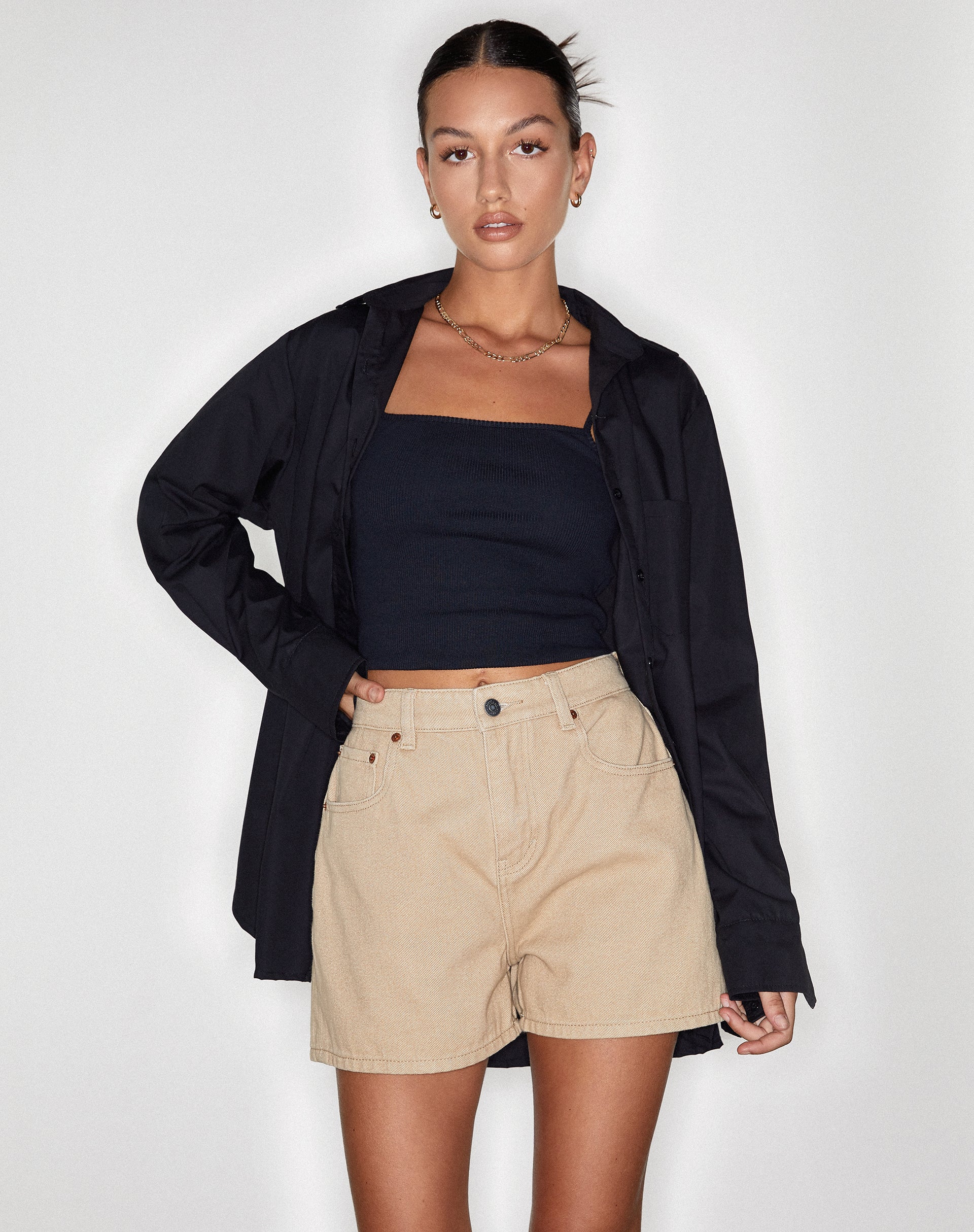 Immagine di Mom Denim Short in Winter Sandwash