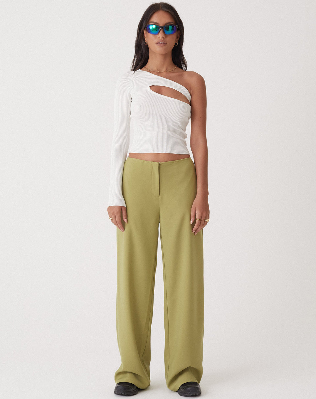 MOTEL X OLIVIA NEILL Amadi - Pantaloni a gamba larga in verde sartoriale