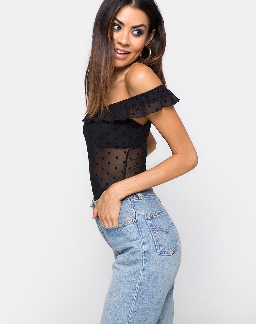 Natalia, corpetto off the shoulder in rete a pois nero